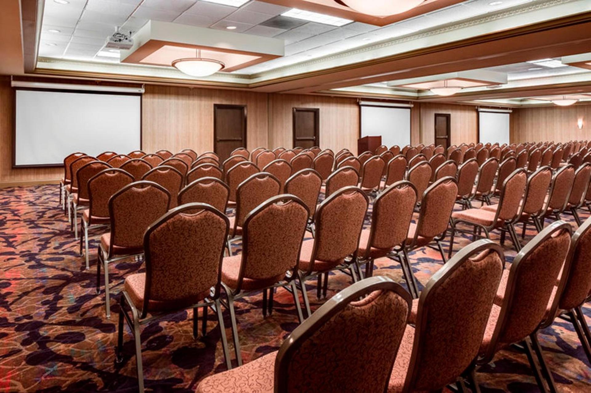 Holiday Inn Dubuque/Galena by IHG photo 13