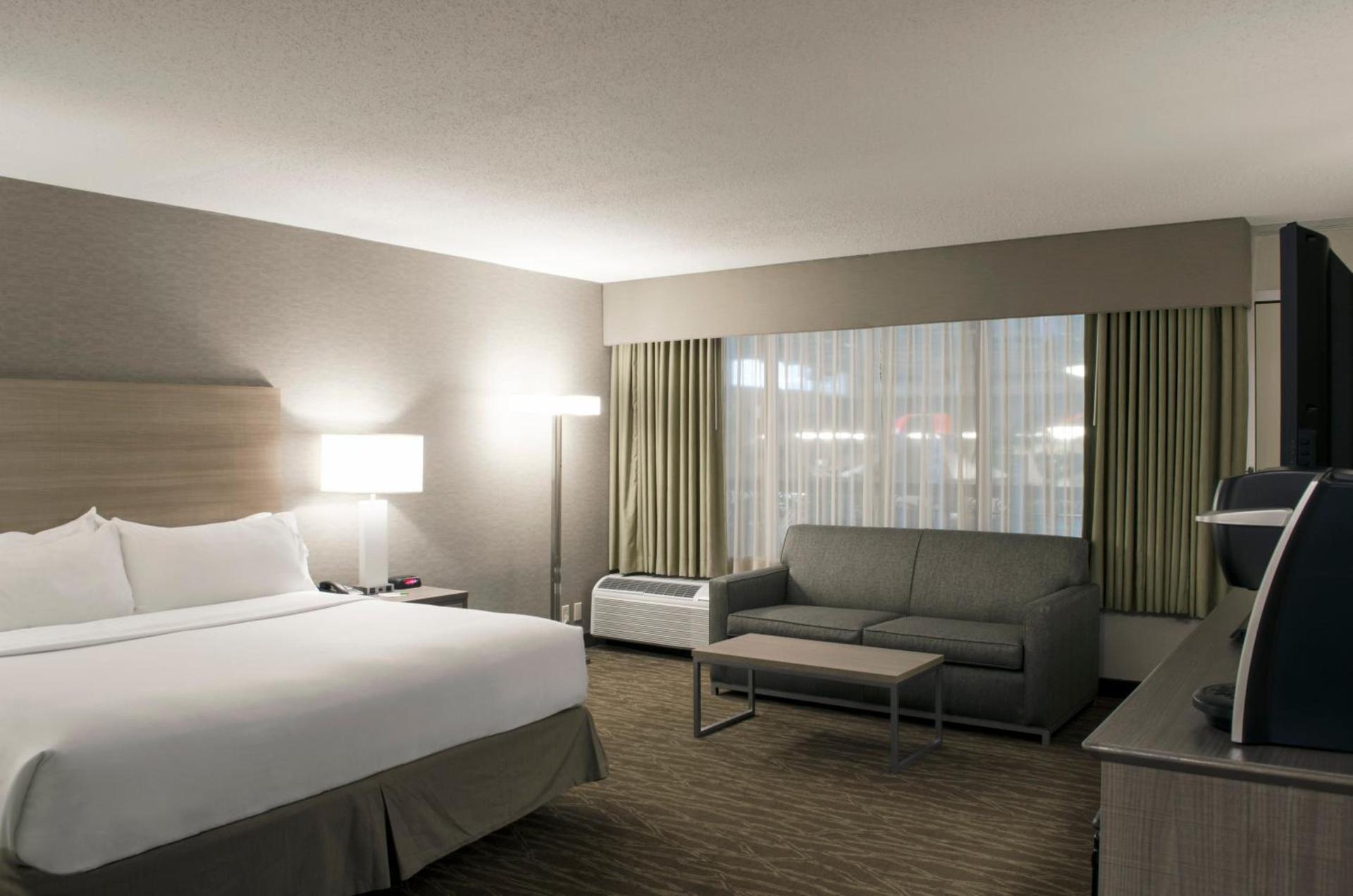 Holiday Inn Fargo by IHG photo 64