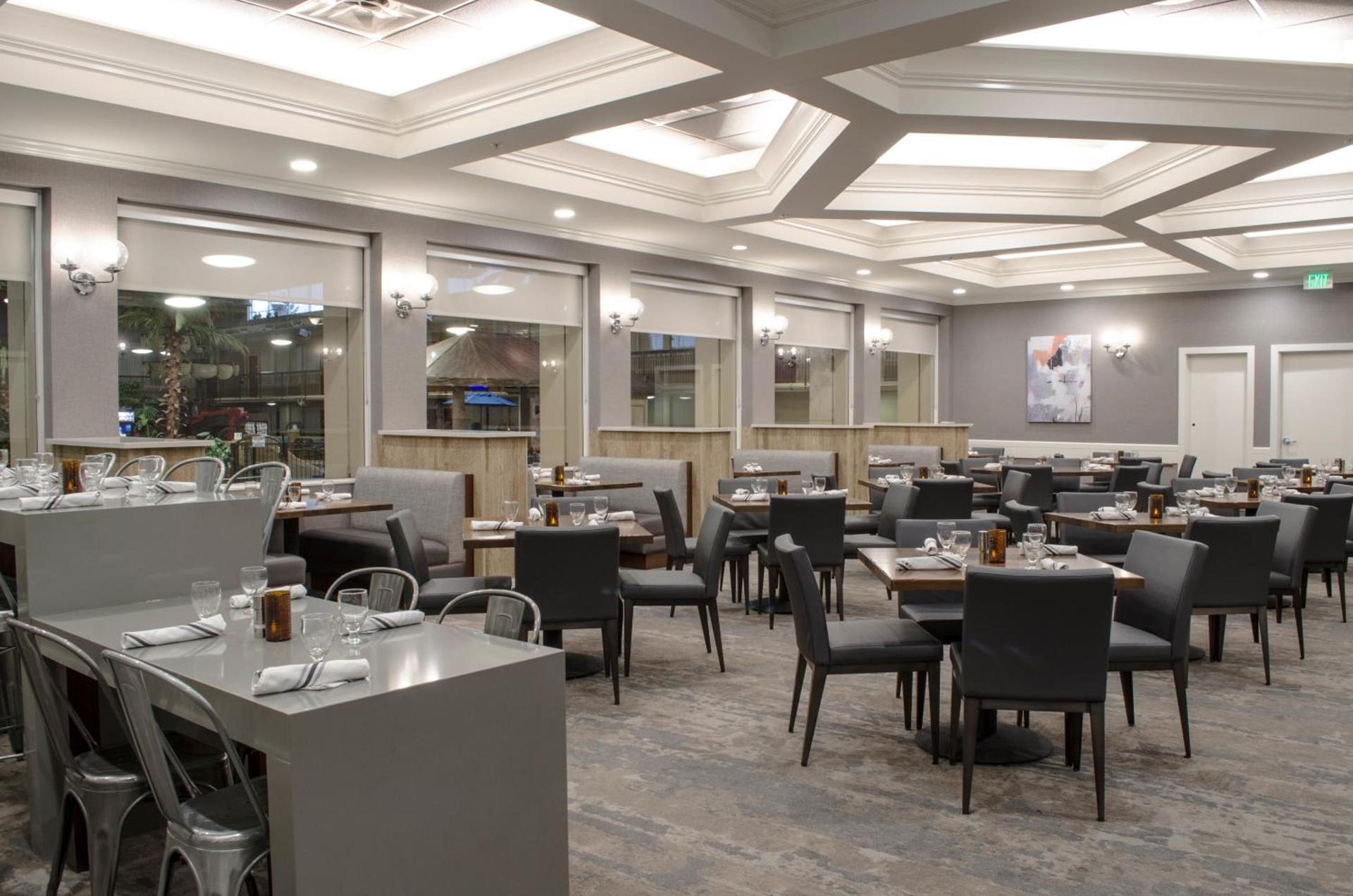 Holiday Inn Fargo by IHG photo 42