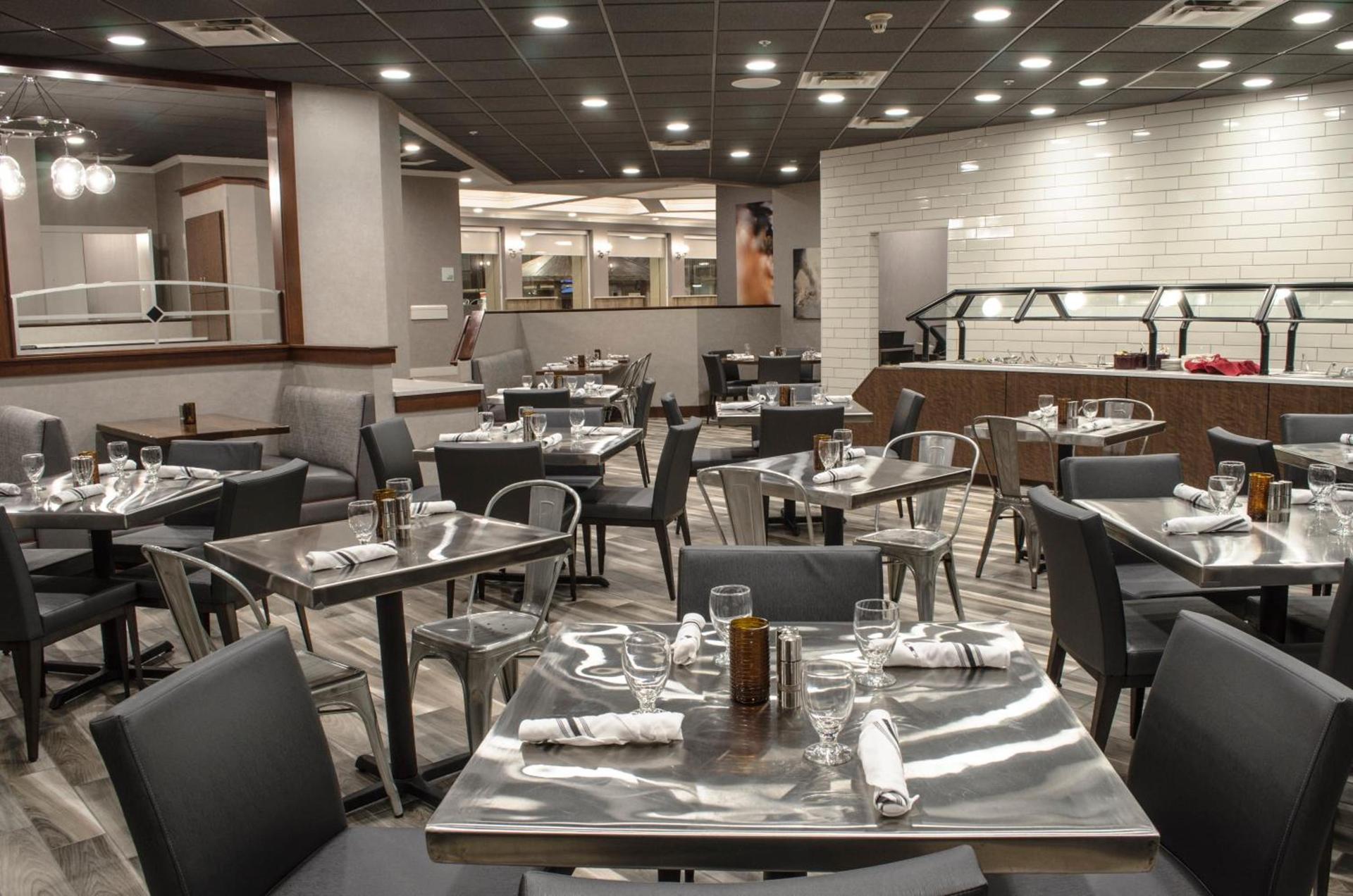 Holiday Inn Fargo by IHG photo 35