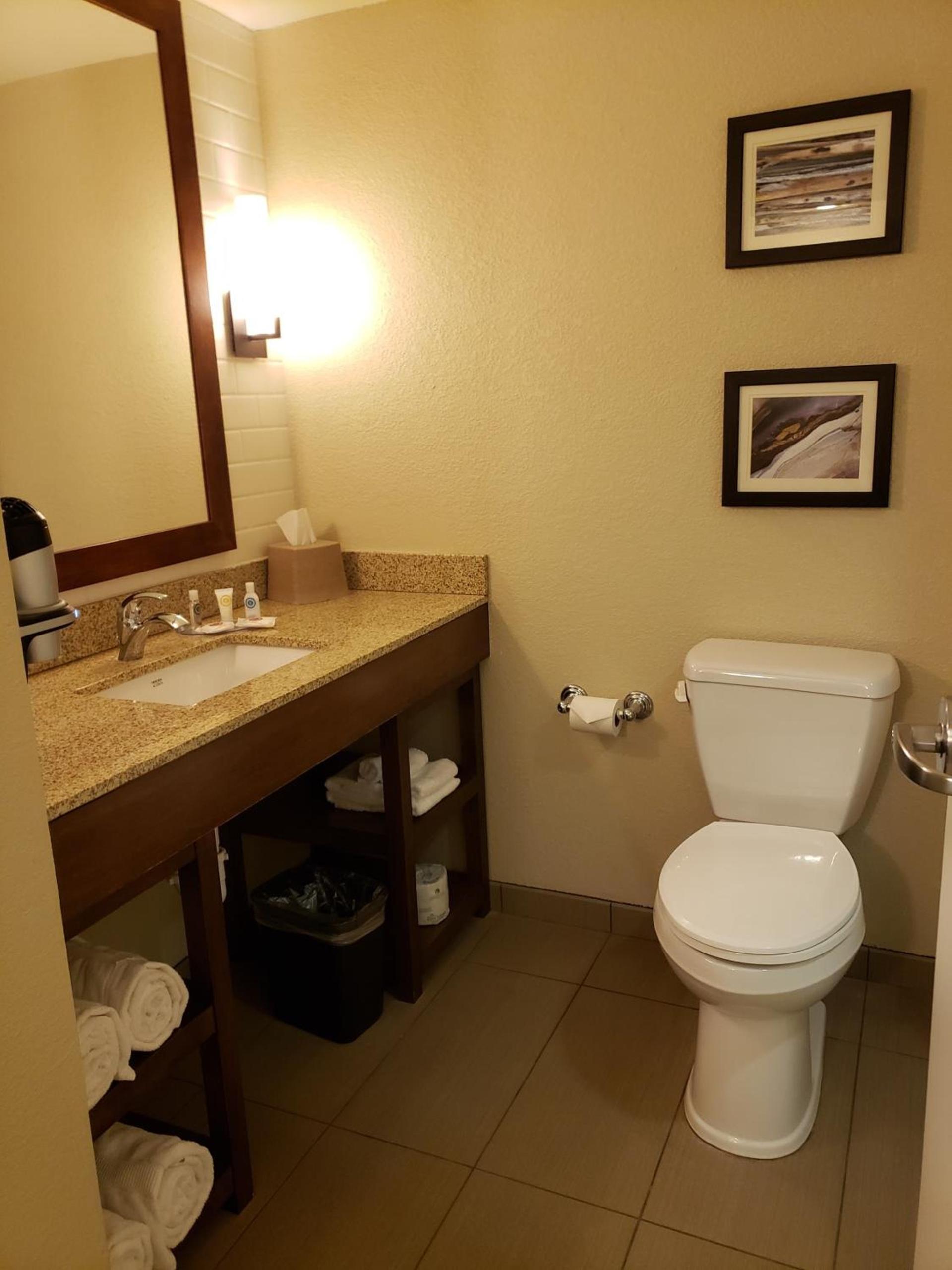 Comfort Inn & Suites Sidney I-80 photo 44