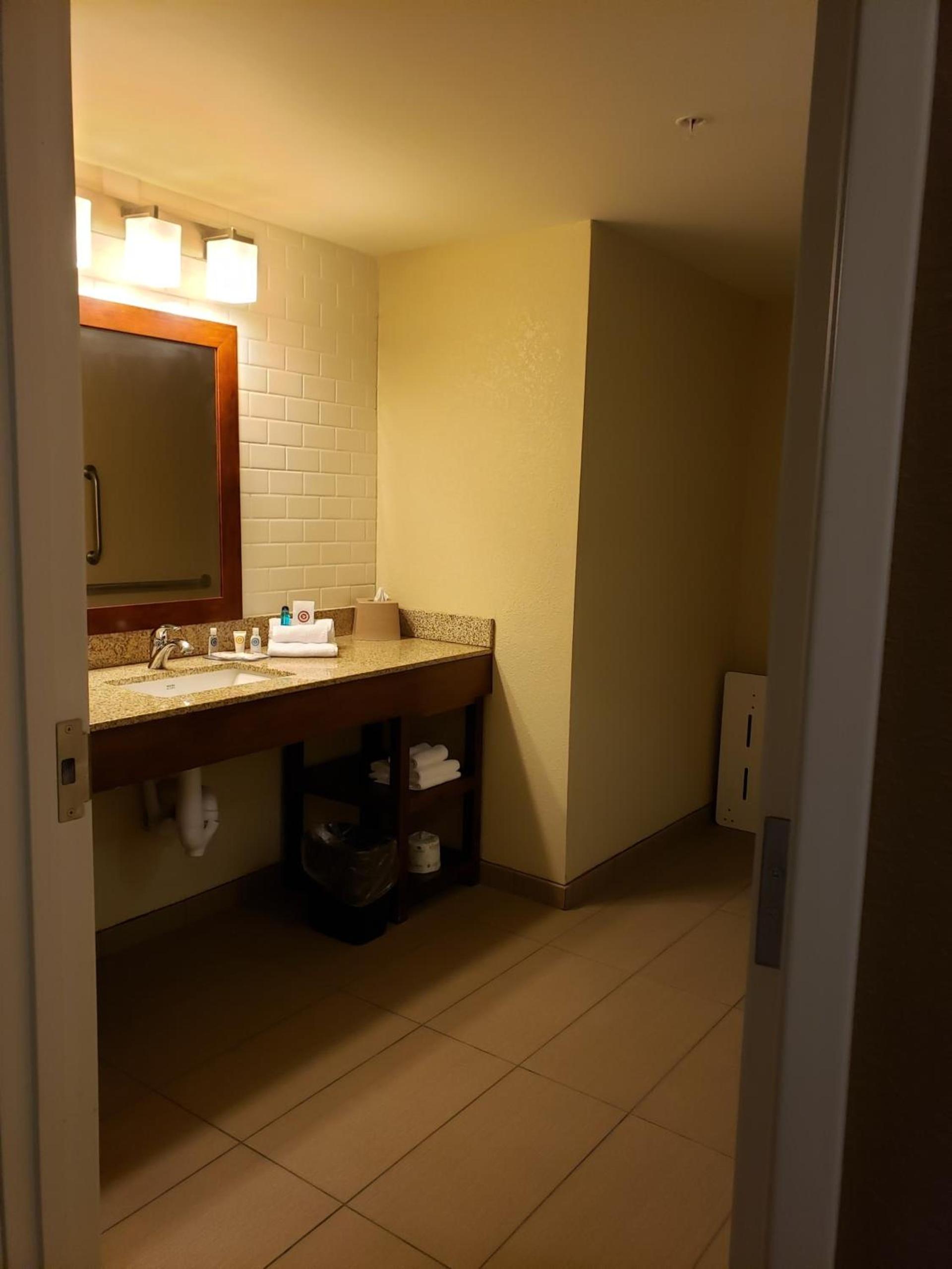 Comfort Inn & Suites Sidney I-80 photo 48