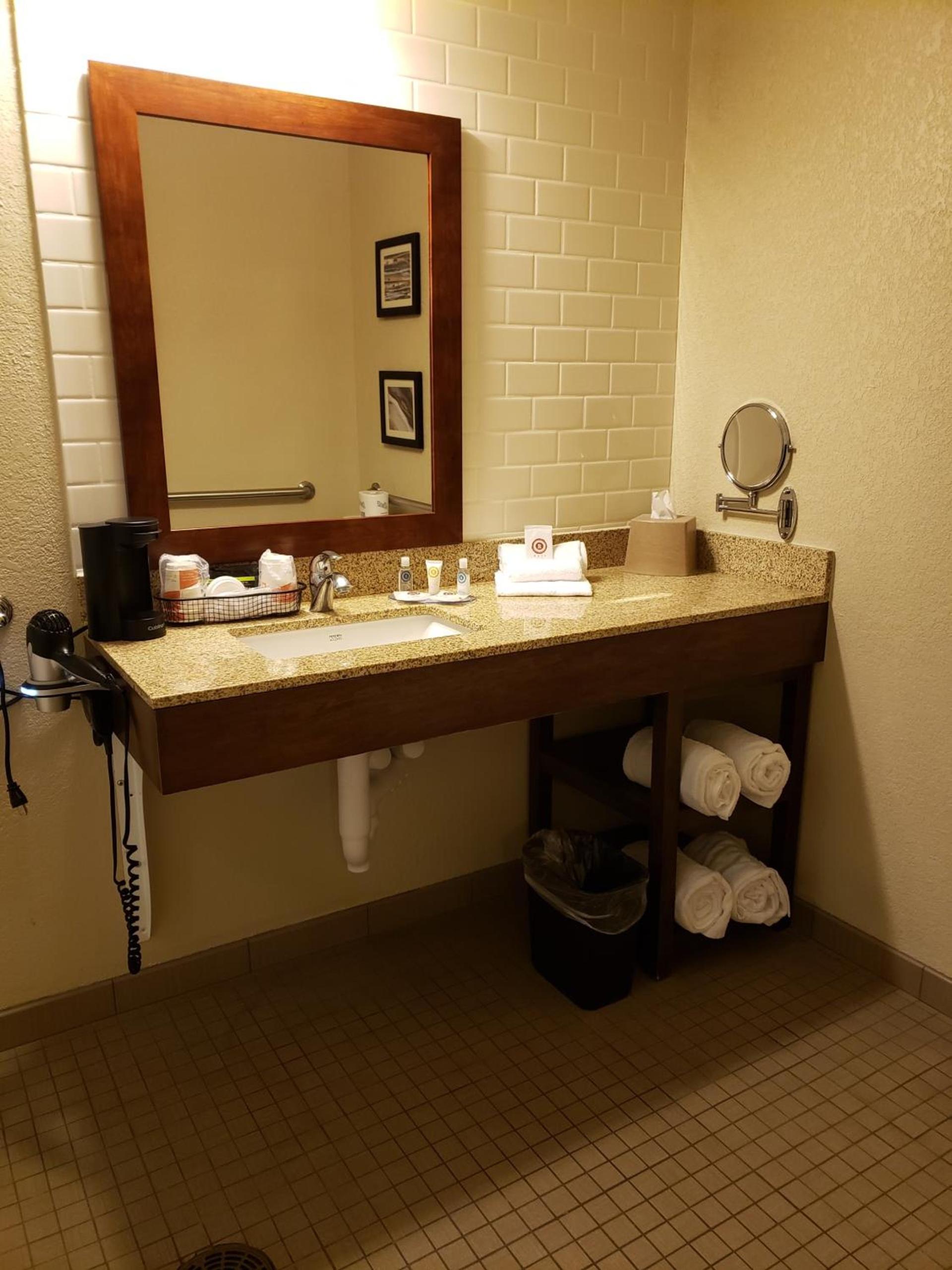 Comfort Inn & Suites Sidney I-80 photo 40