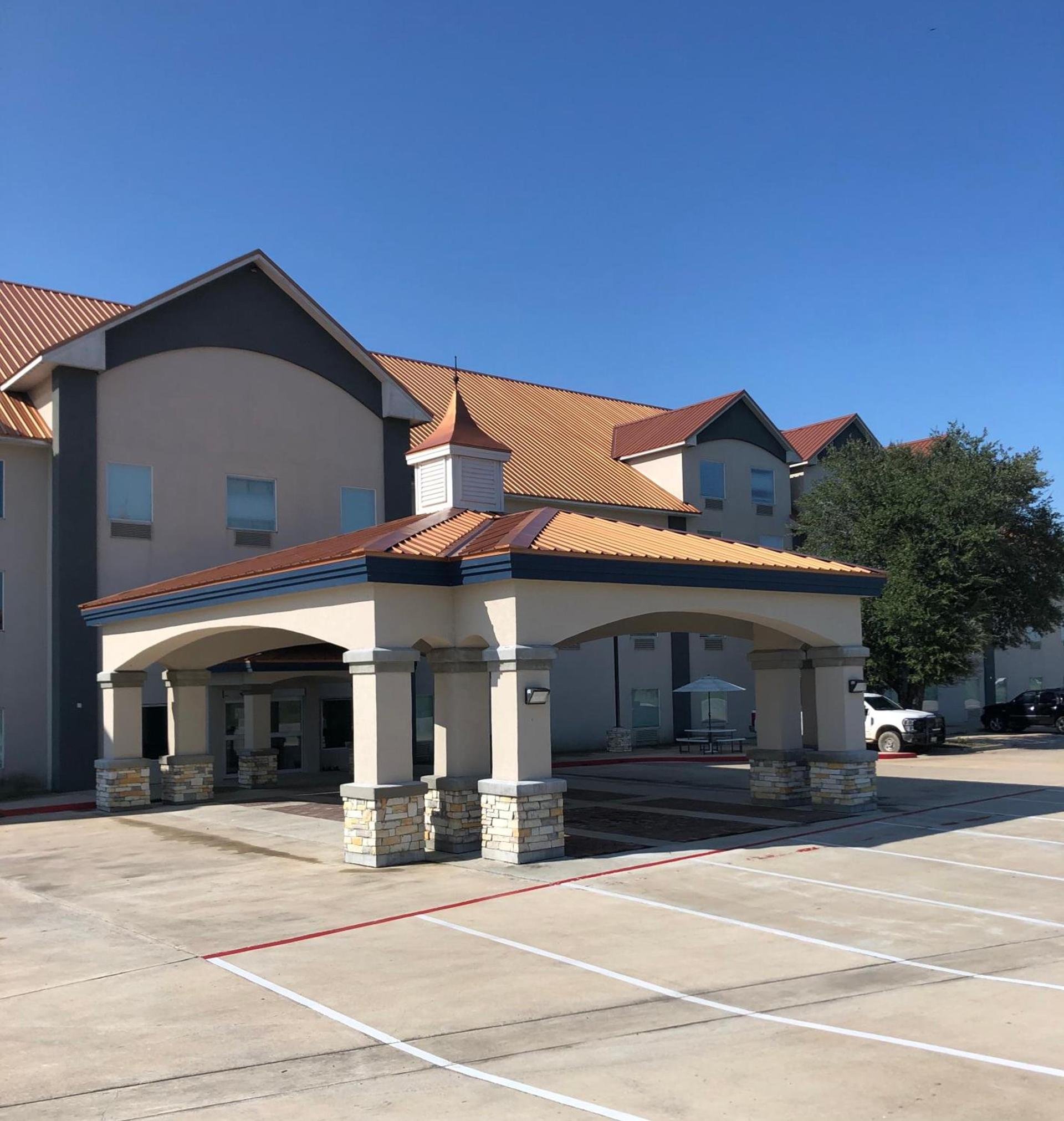 FairBridge Inn & Suites Cuero — hotel in Cuero