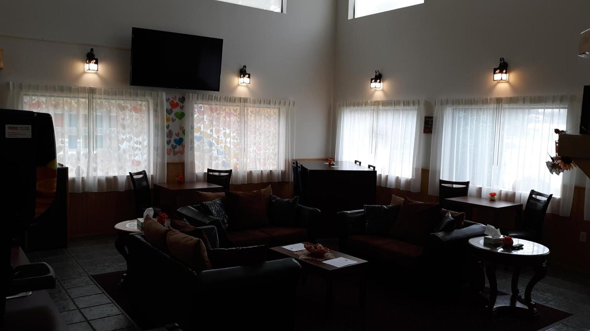 Pleasant Moose Lodge photo 13