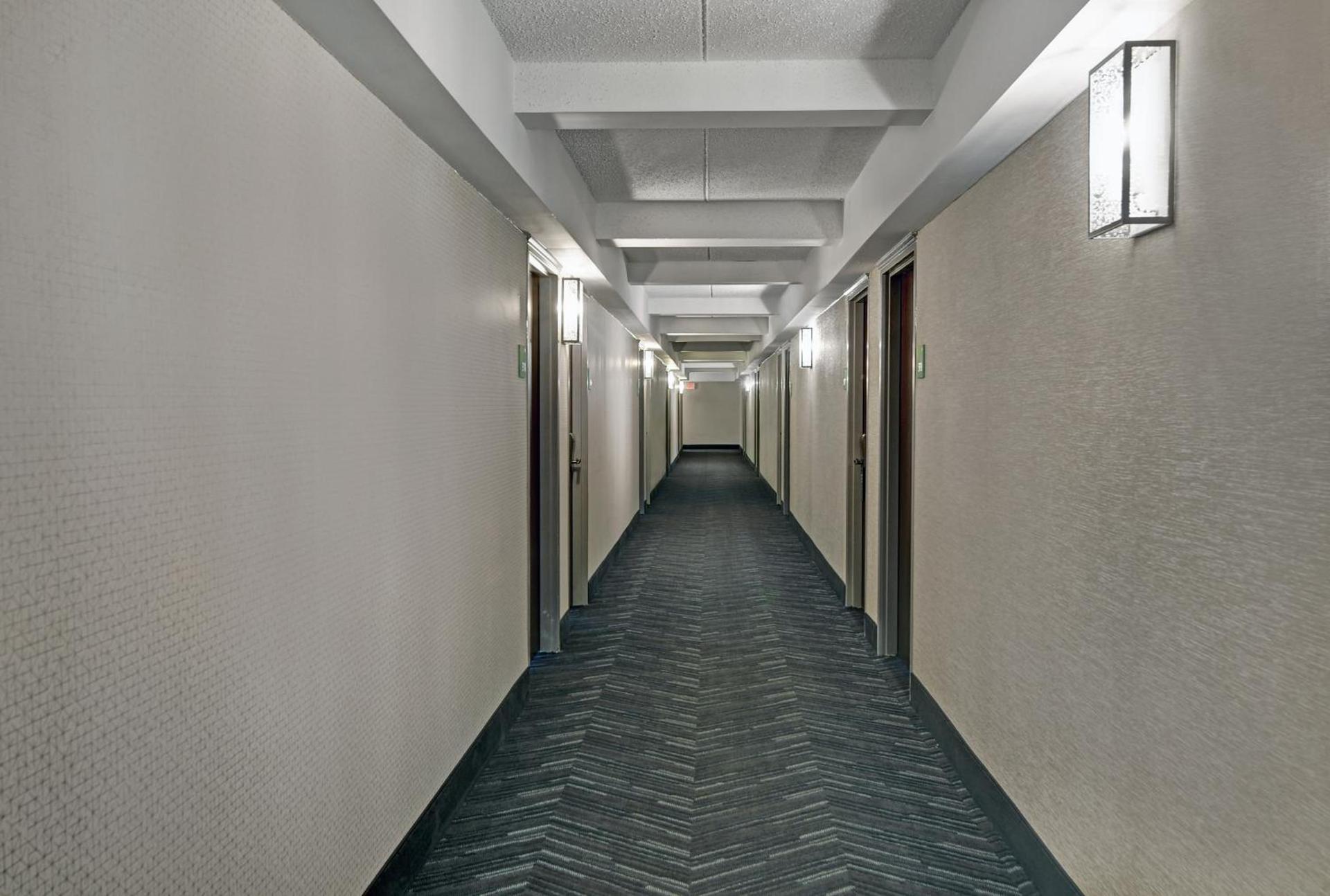 Holiday Inn Philadelphia-Cherry Hill by IHG photo 9