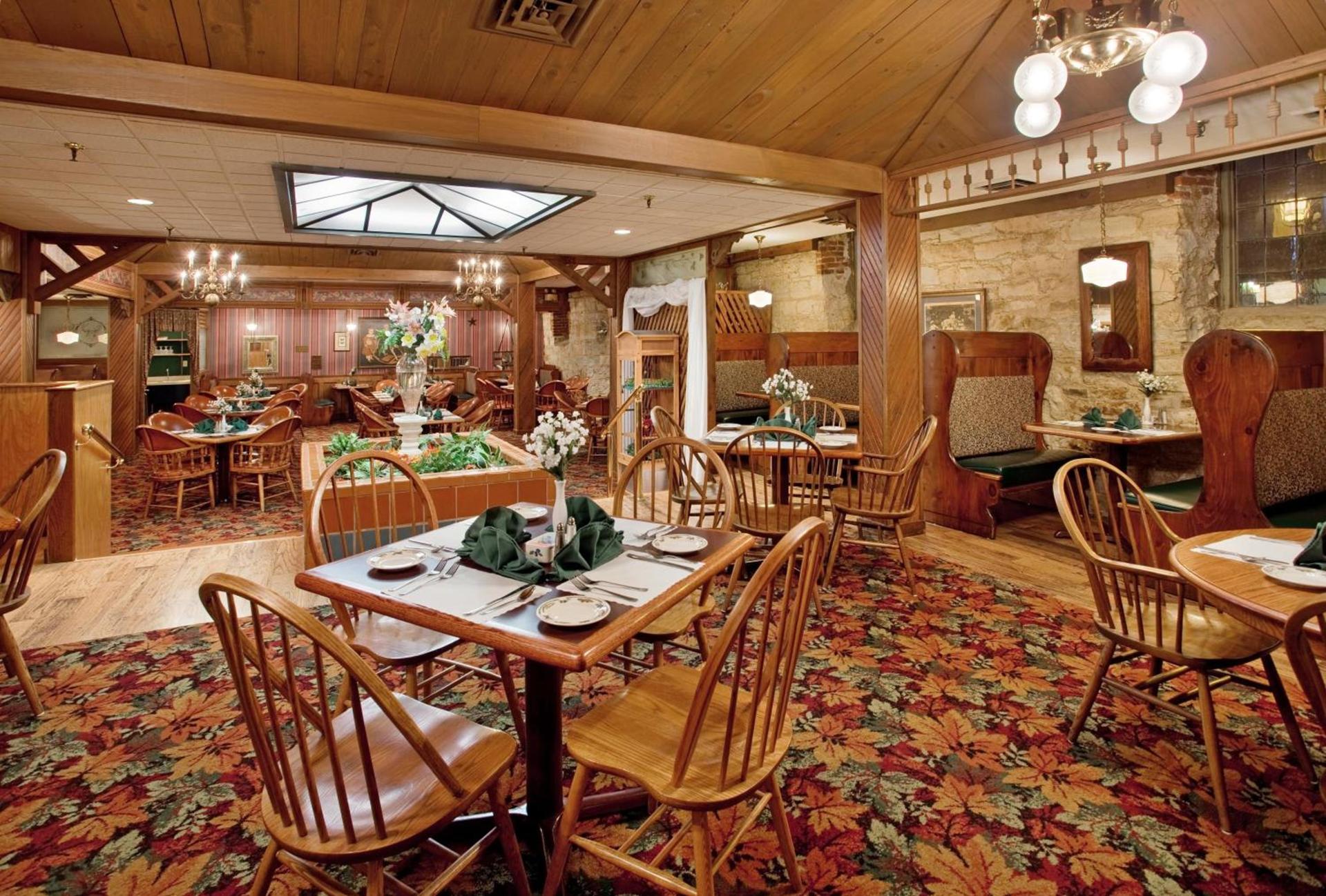 Holiday Inn At Six Flags Saint Louis by IHG photo 51