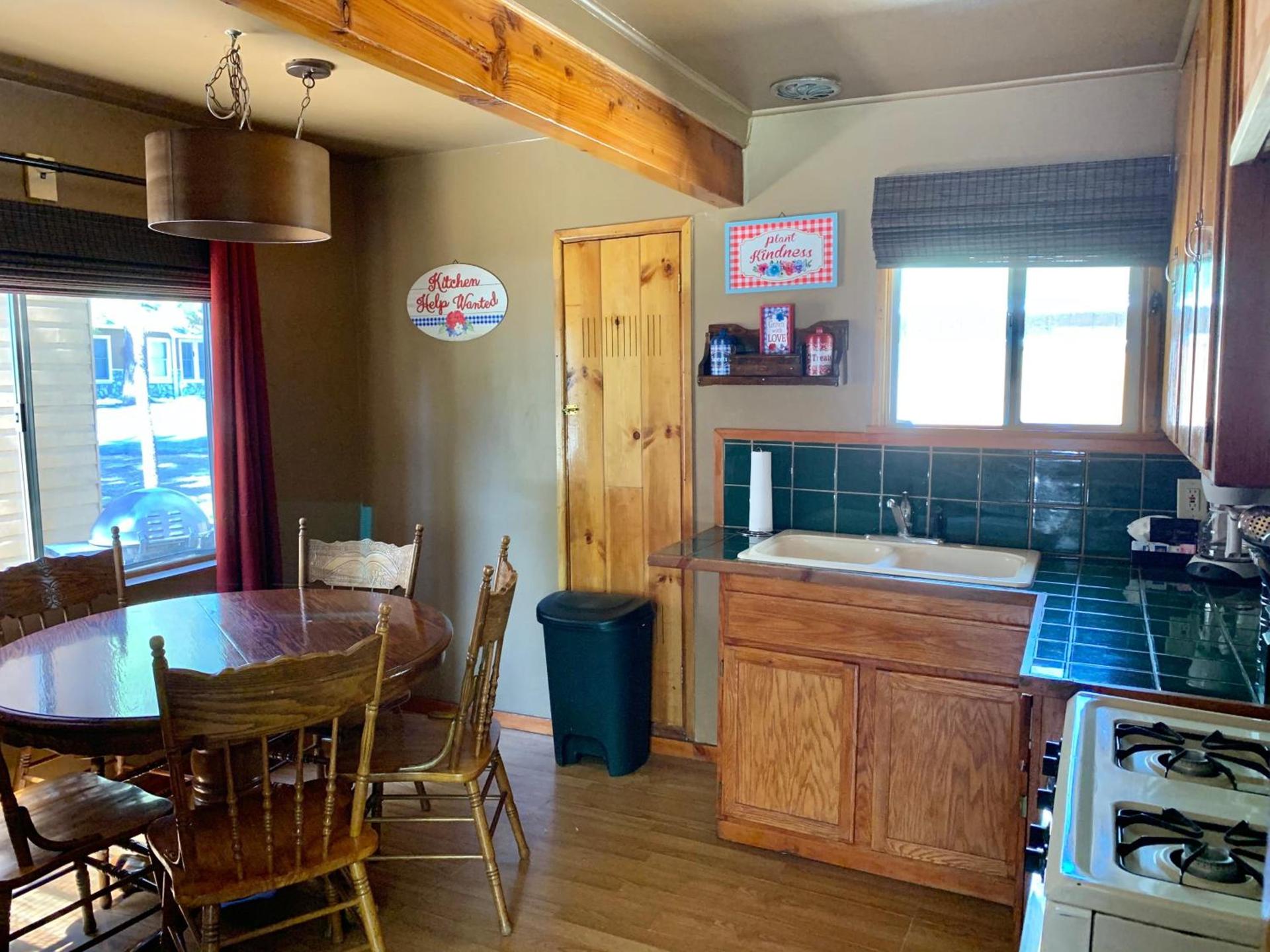 Grey Squirrel Resort photo 82