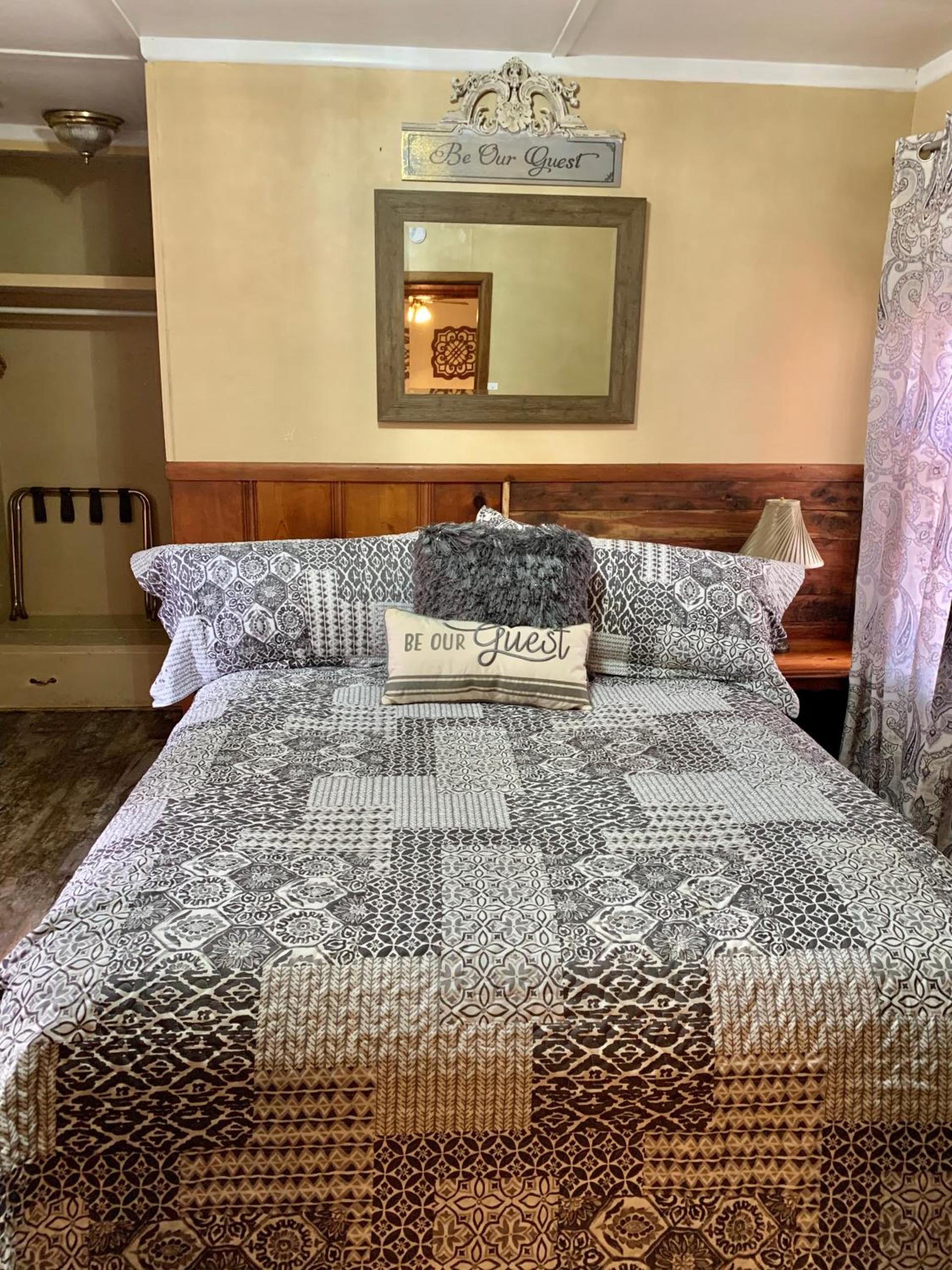 Grey Squirrel Resort photo 59