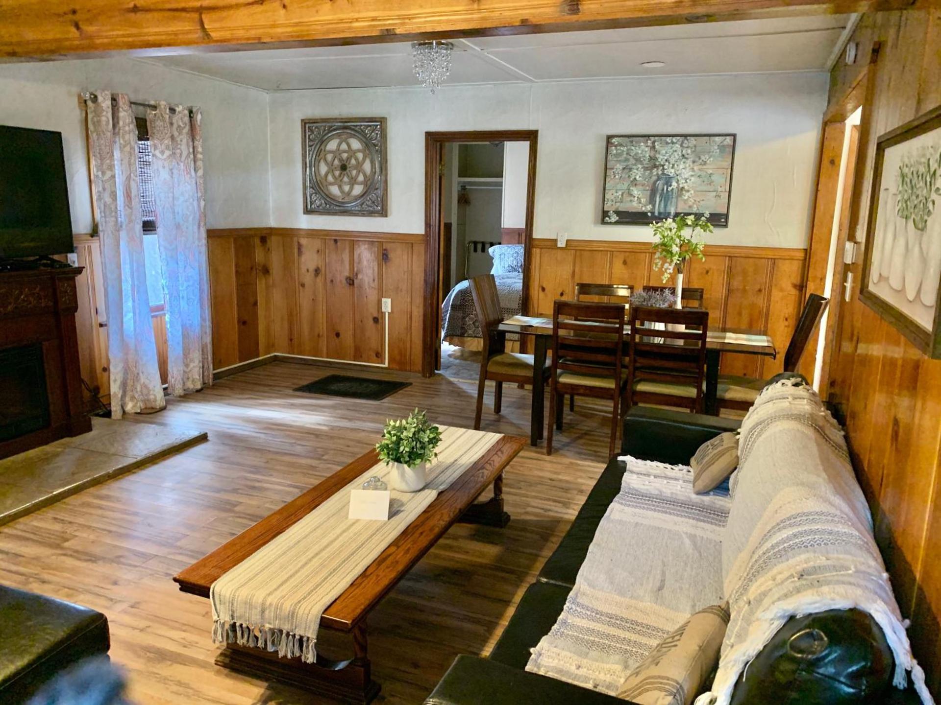 Grey Squirrel Resort photo 61