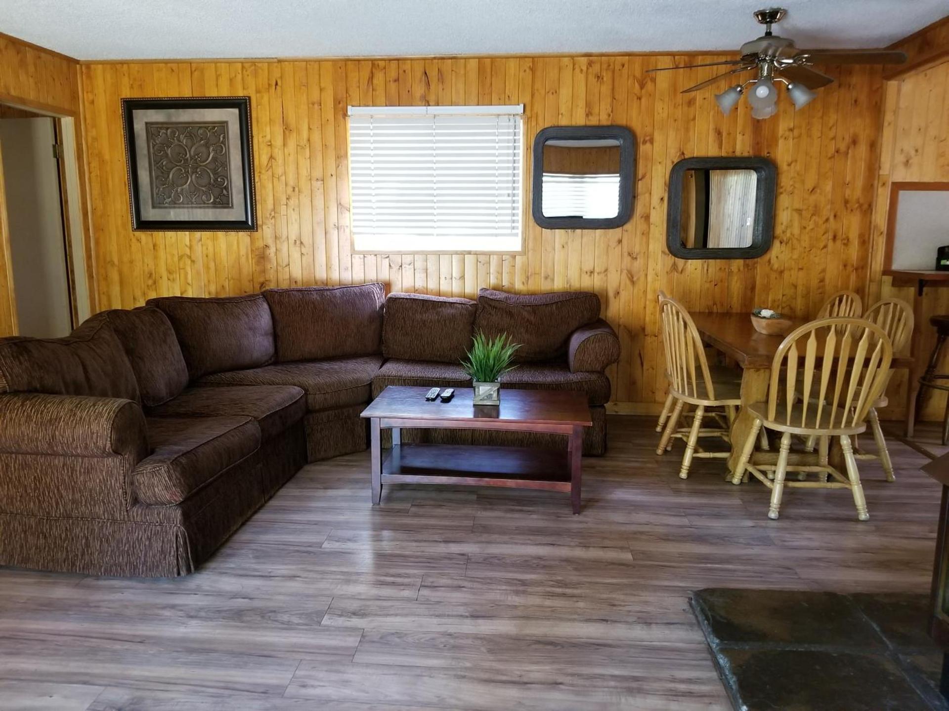 Grey Squirrel Resort photo 63