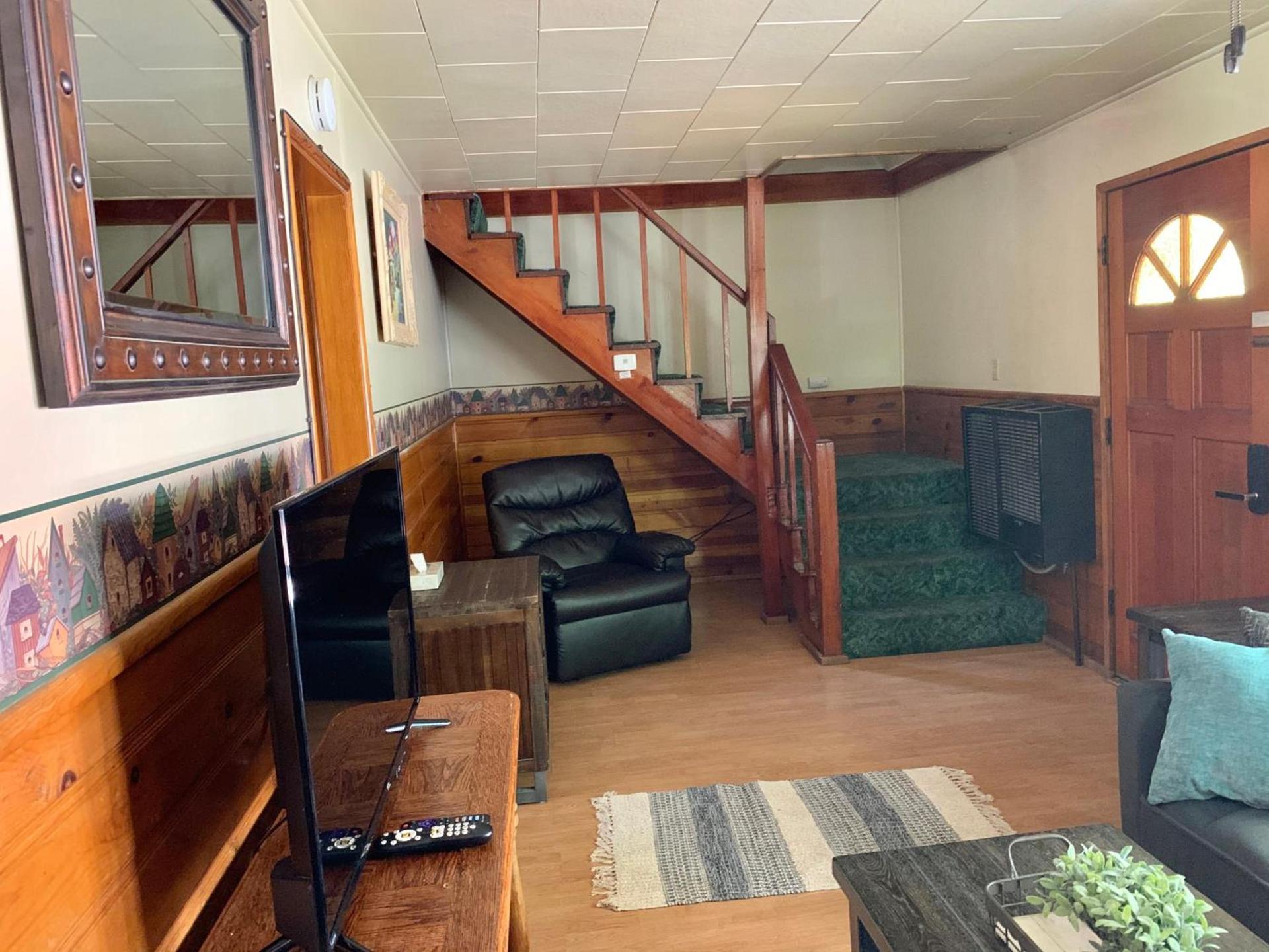 Grey Squirrel Resort photo 72