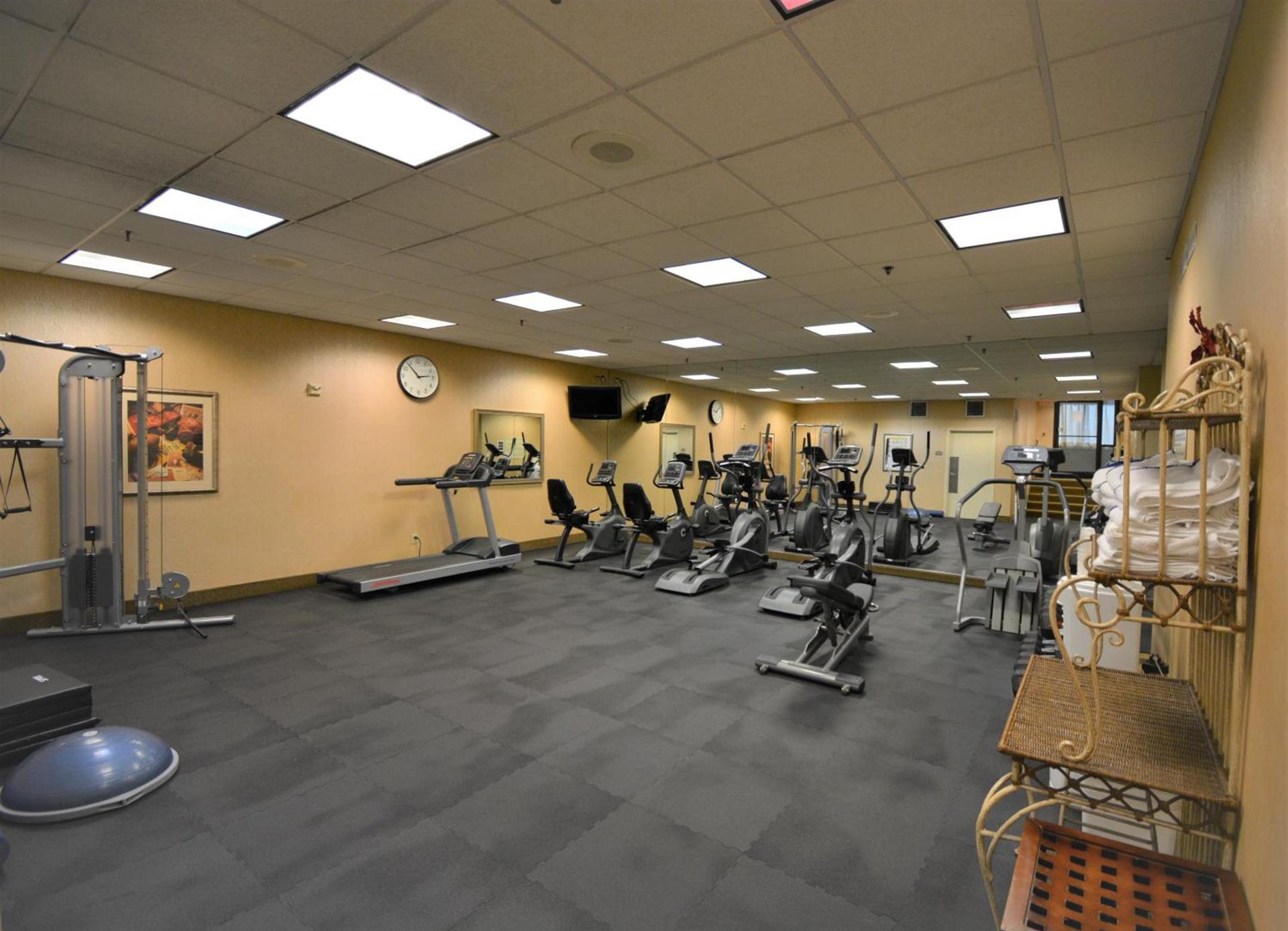 Holiday Inn Hazlet by IHG photo 35