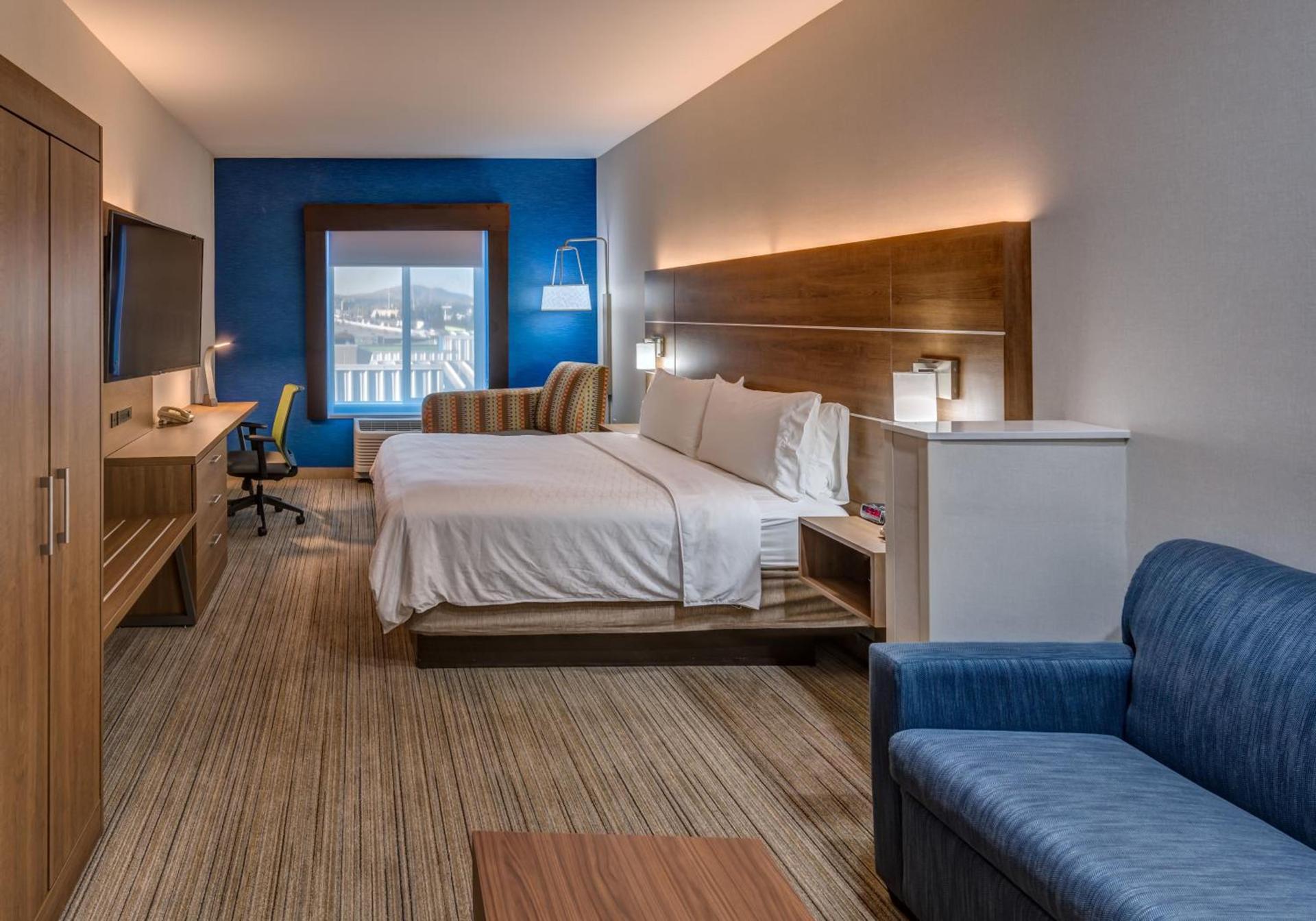Holiday Inn Express Reno Airport by IHG photo 21