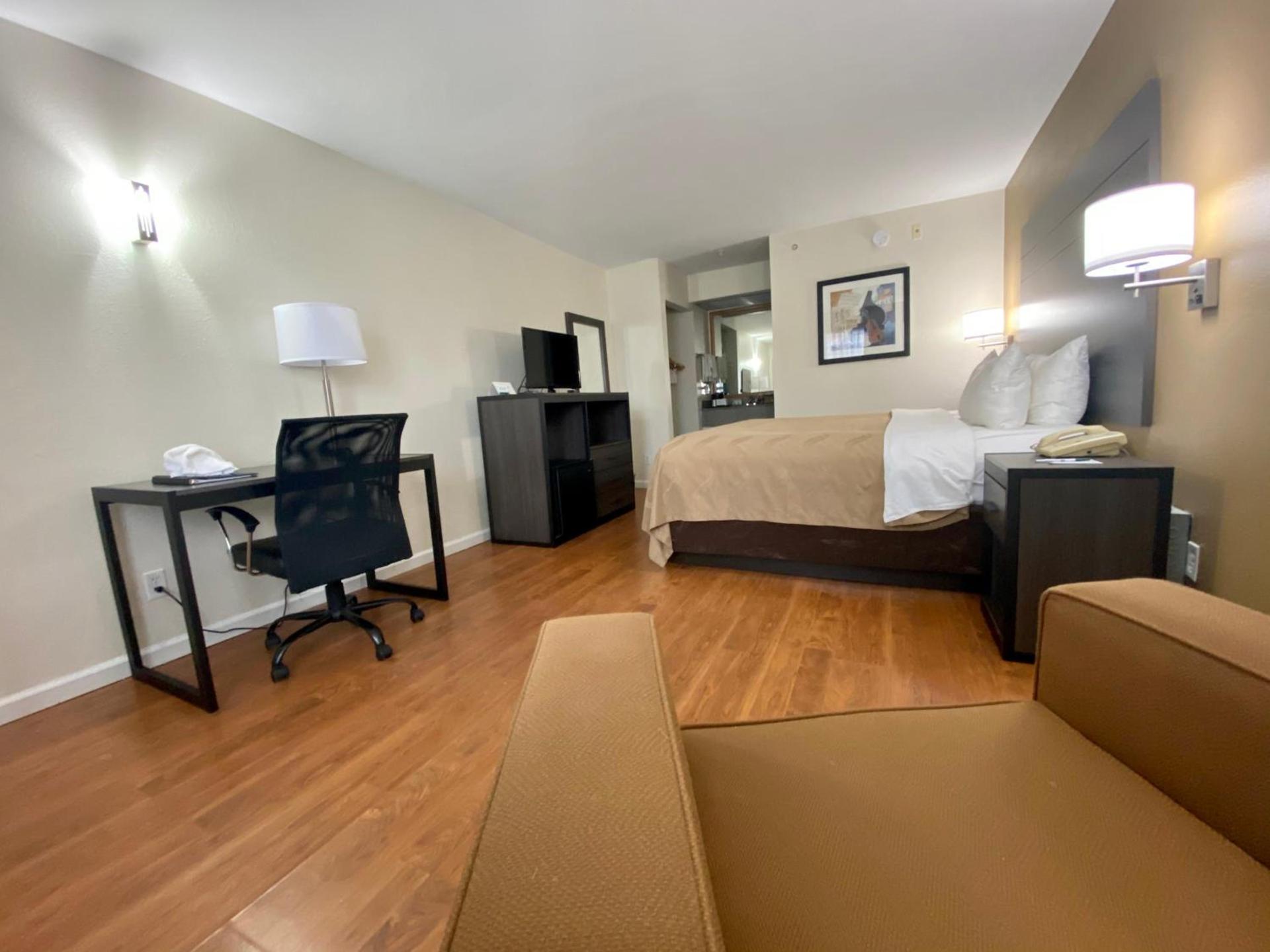 Quality Inn Branson - Hwy 76 Central photo 9