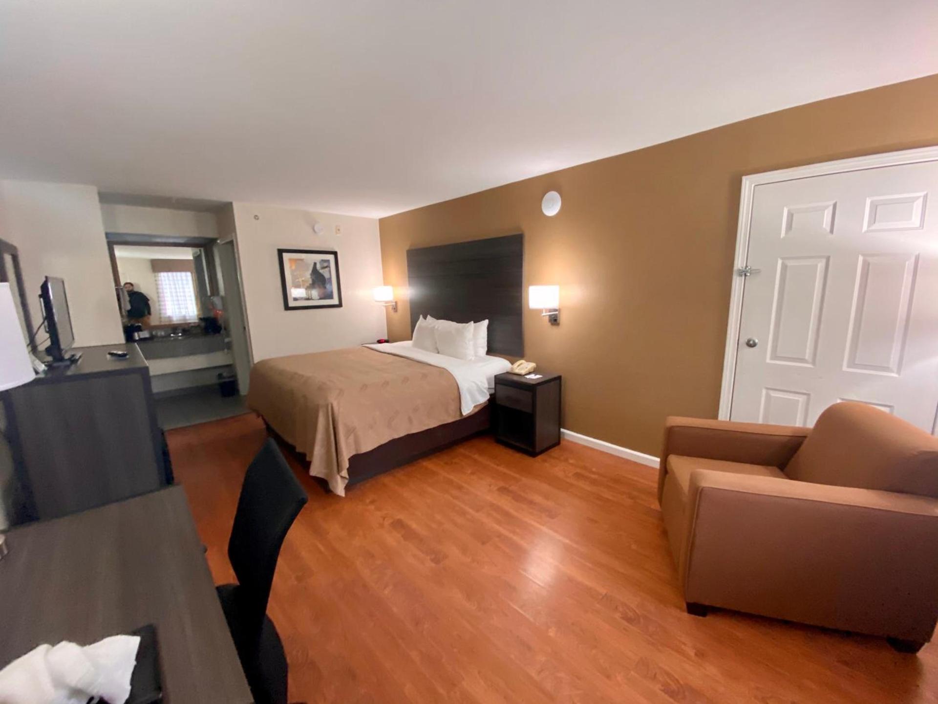 Quality Inn Branson - Hwy 76 Central photo 8