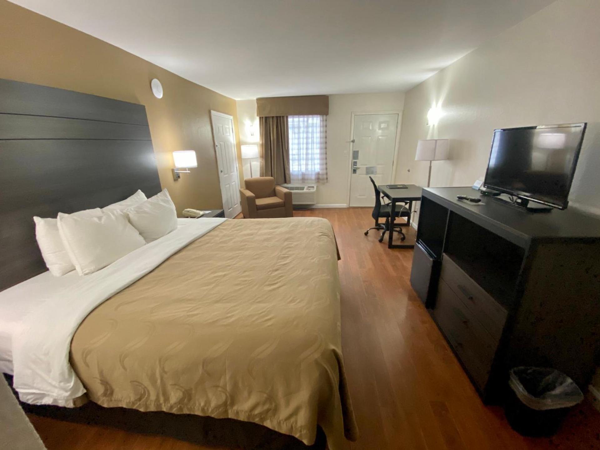 Quality Inn Branson - Hwy 76 Central photo 6