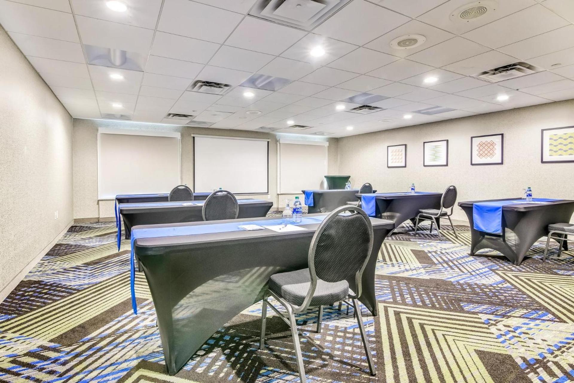 Holiday Inn Express & Suites Longview North by IHG photo 15