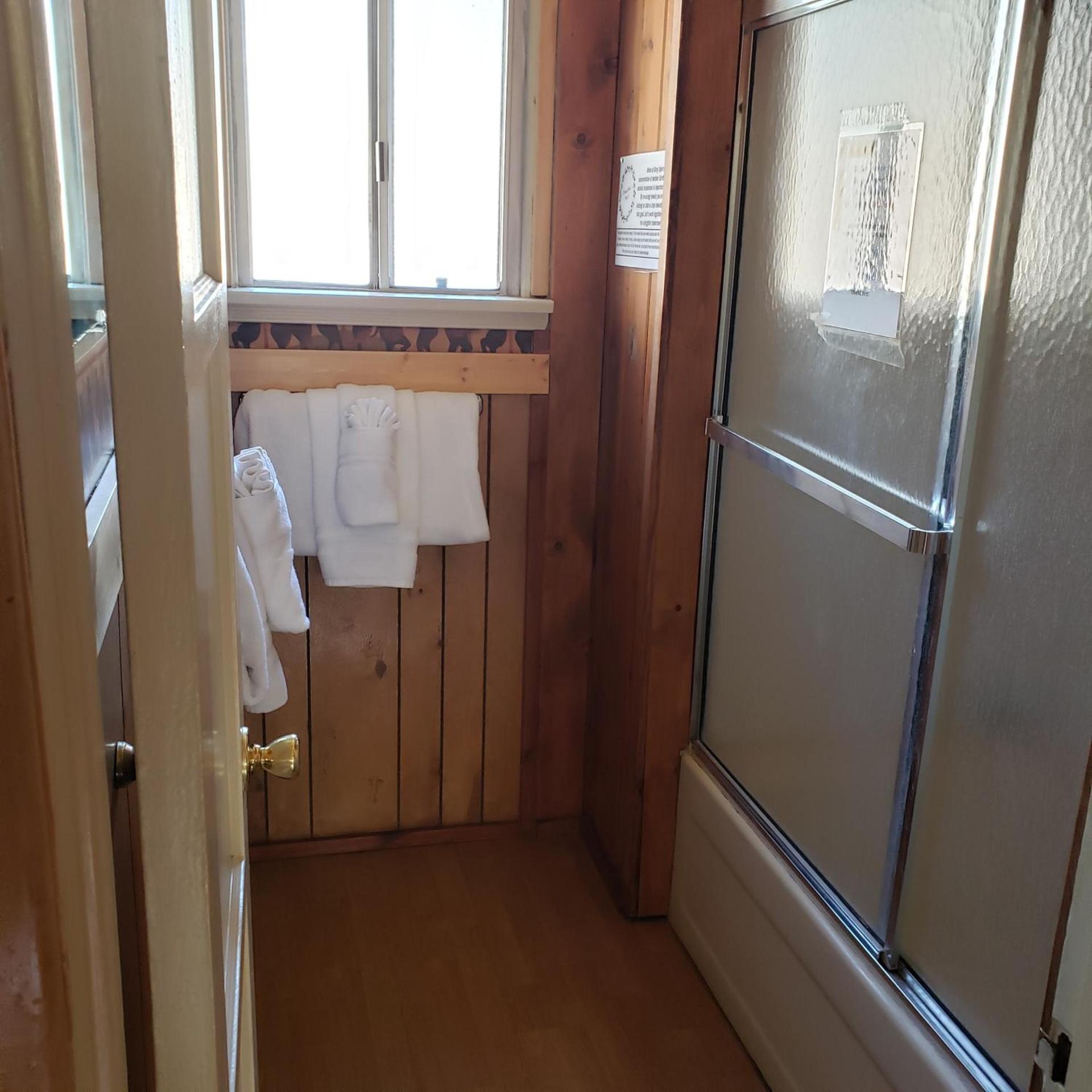Grey Squirrel Resort photo 11