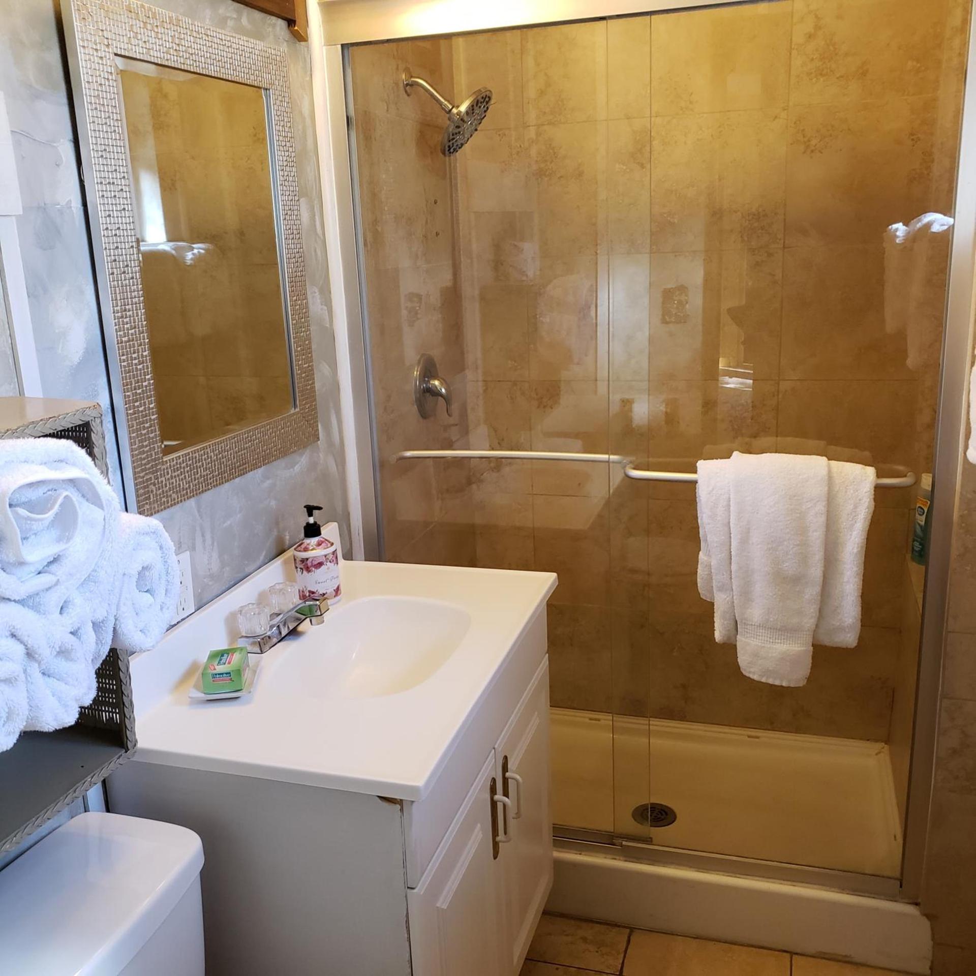 Grey Squirrel Resort photo 75