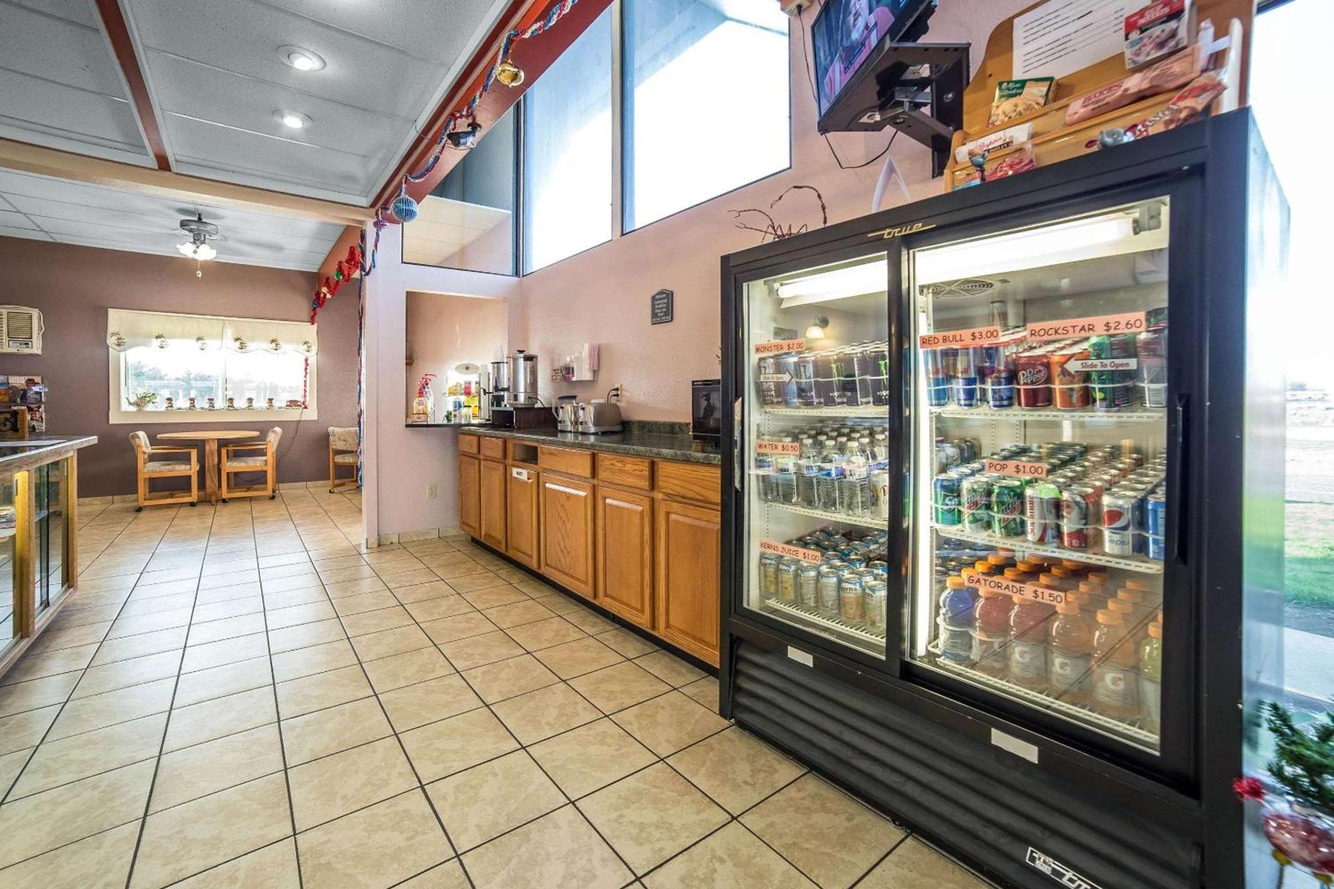 Rodeway Inn Boardman - Hermiston photo 4