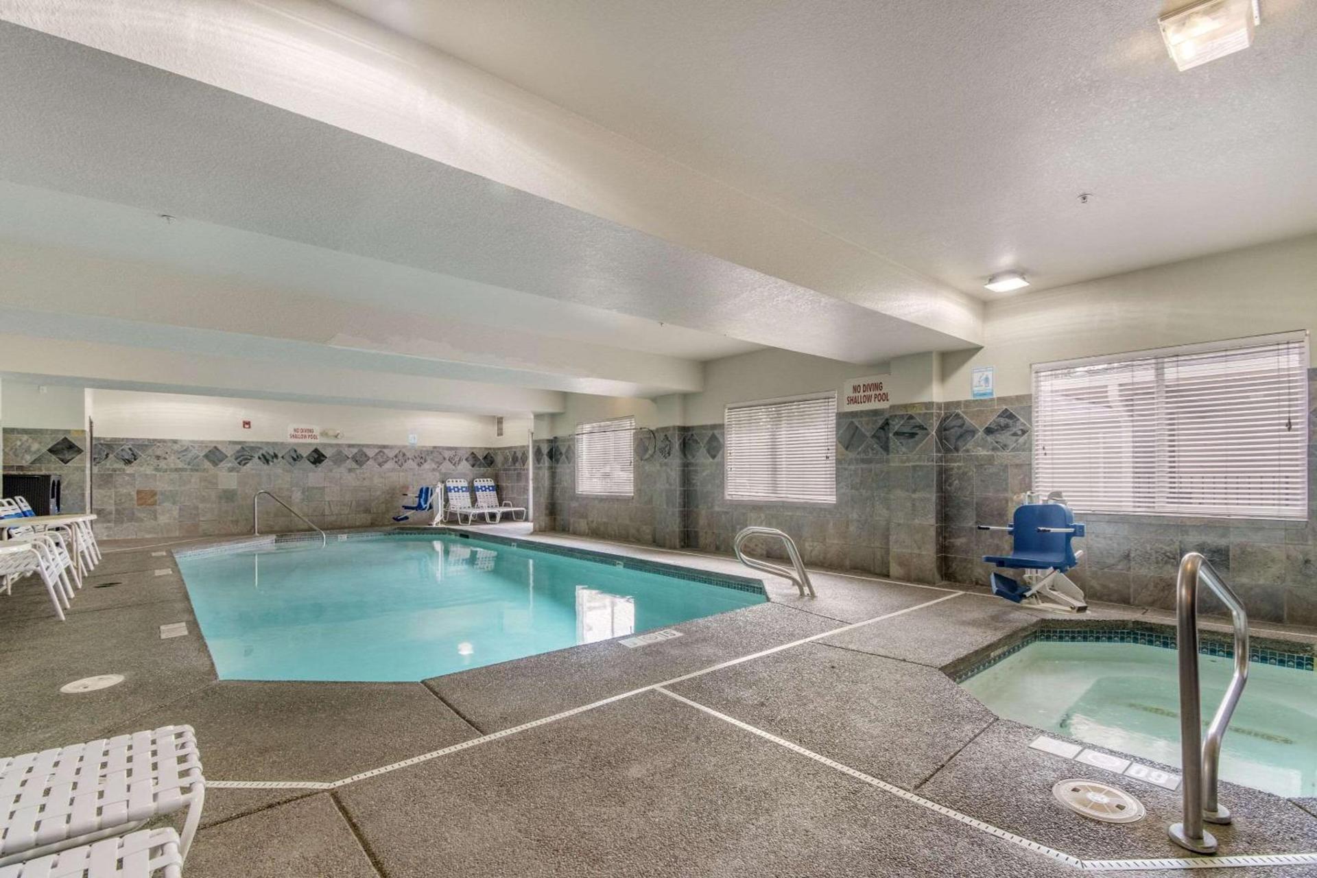 Quality Inn photo 44