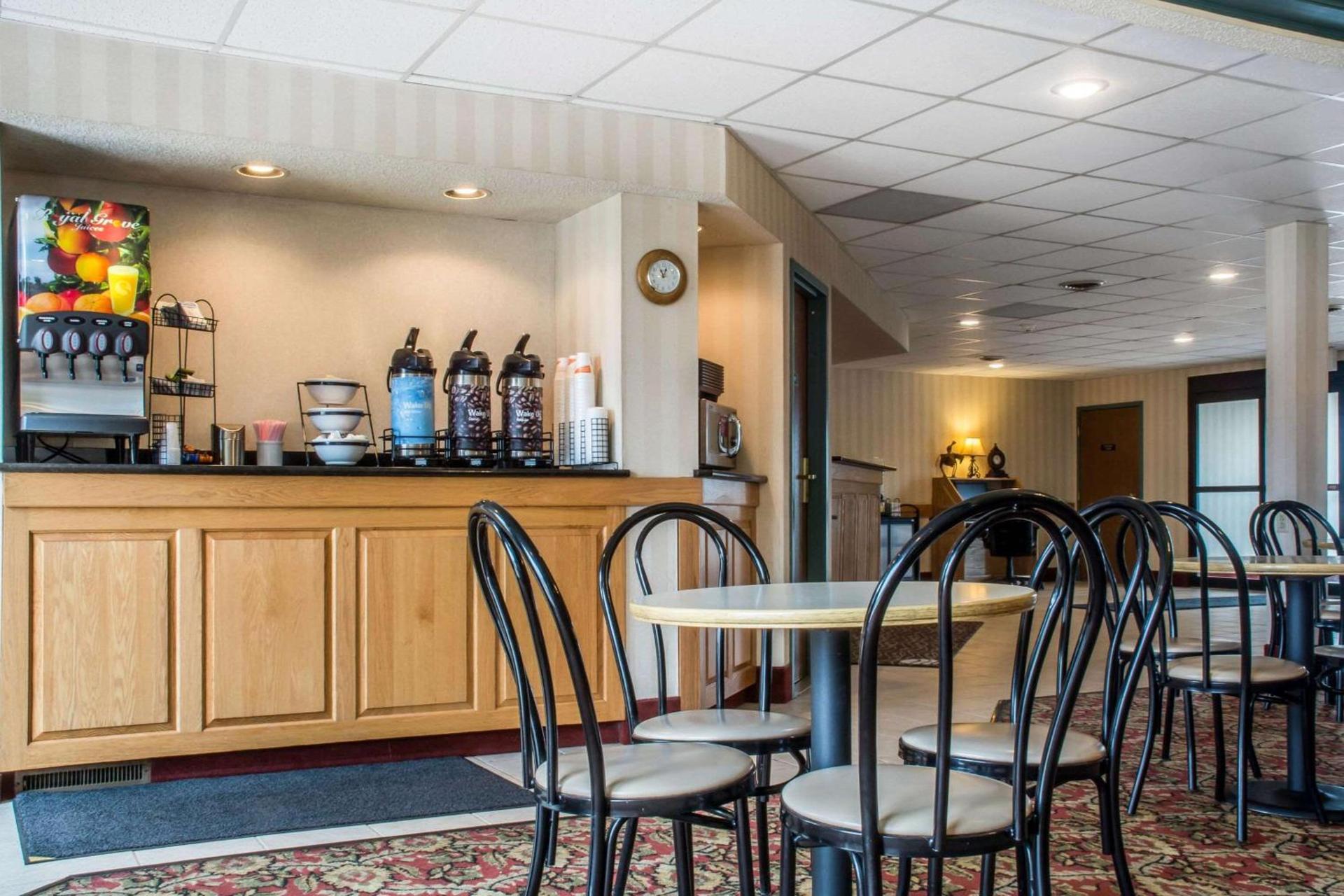 Quality Inn & Suites Mansfield photo 25