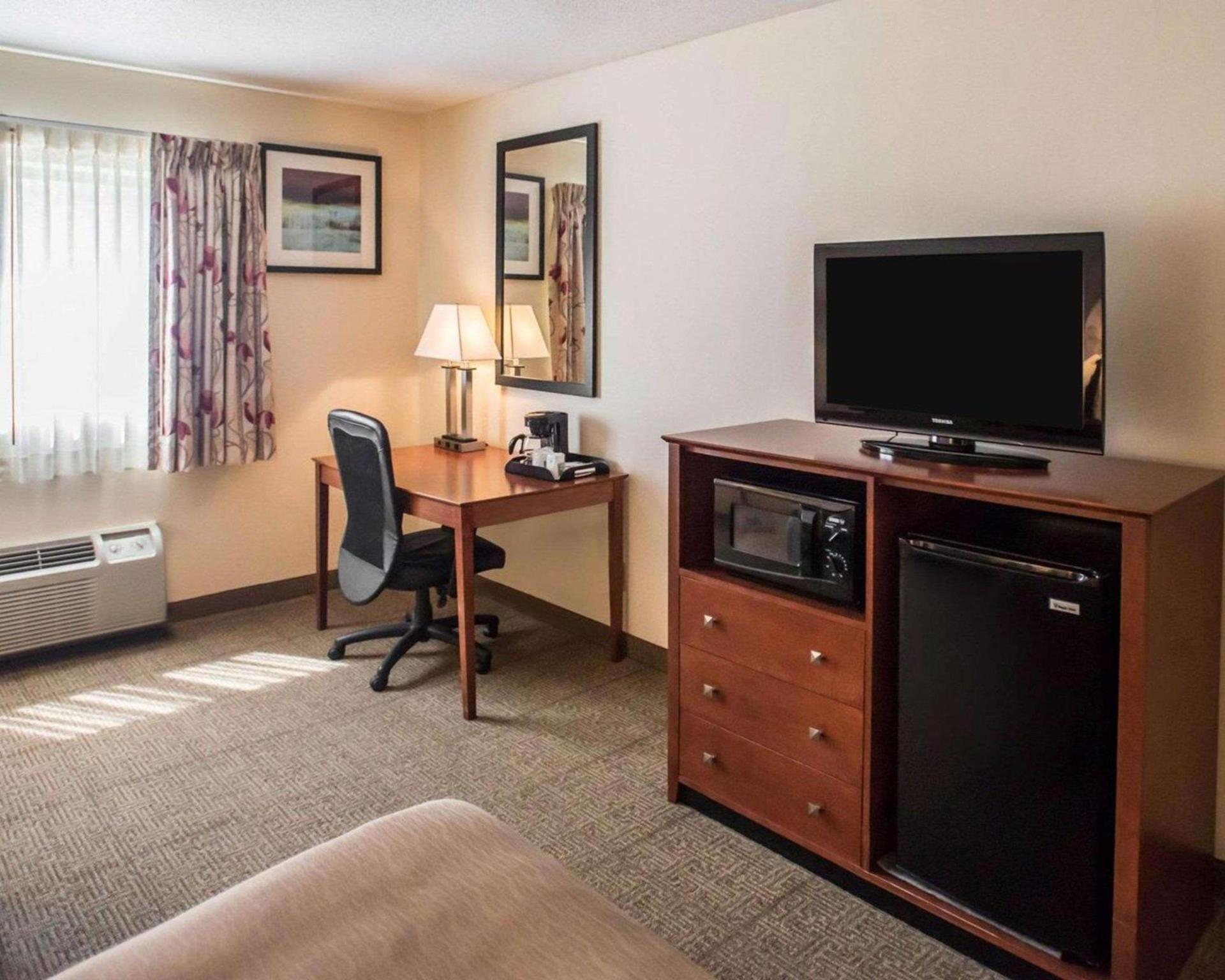 Quality Inn New Columbia-Lewisburg photo 17