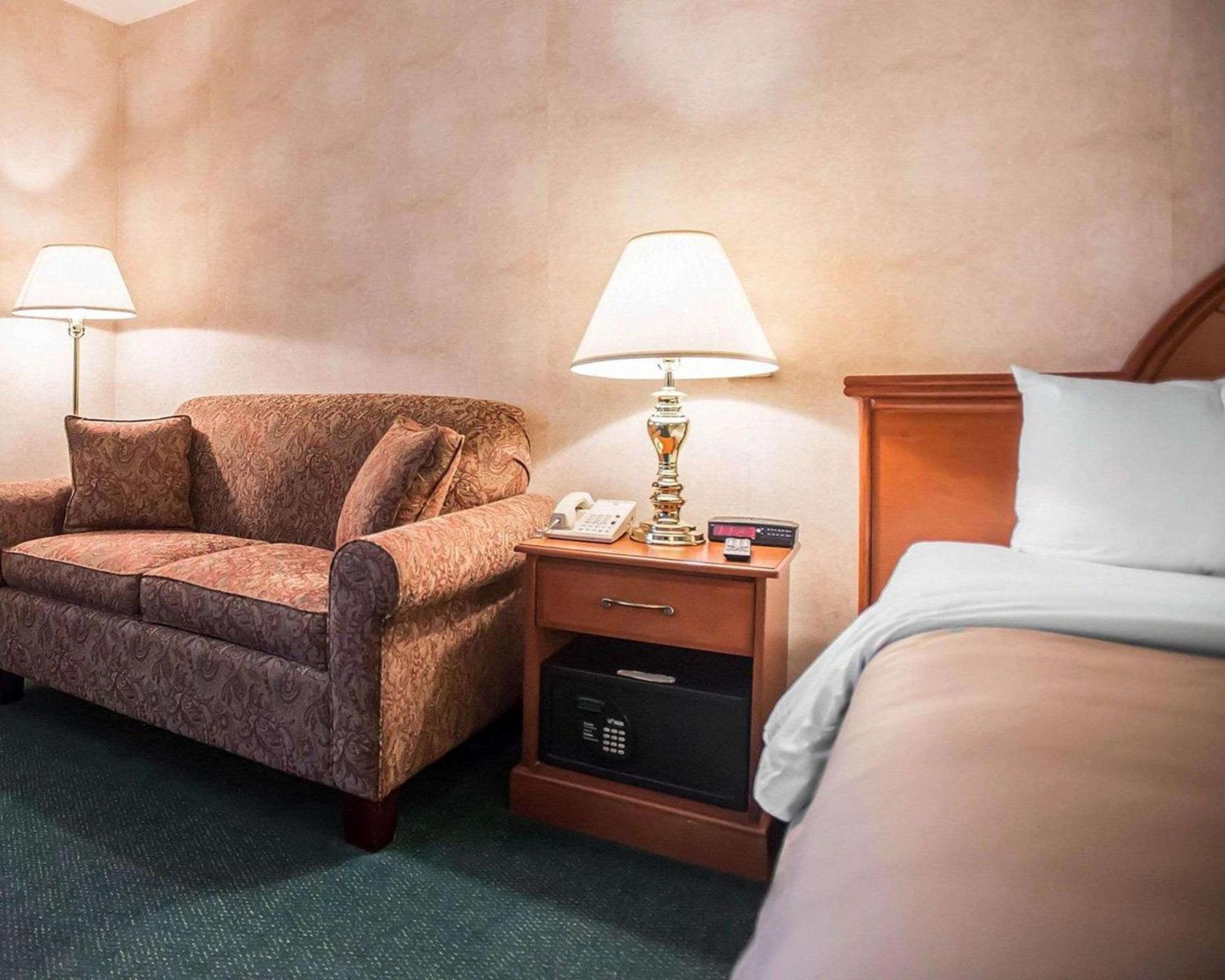 Quality Inn New Columbia-Lewisburg photo 25