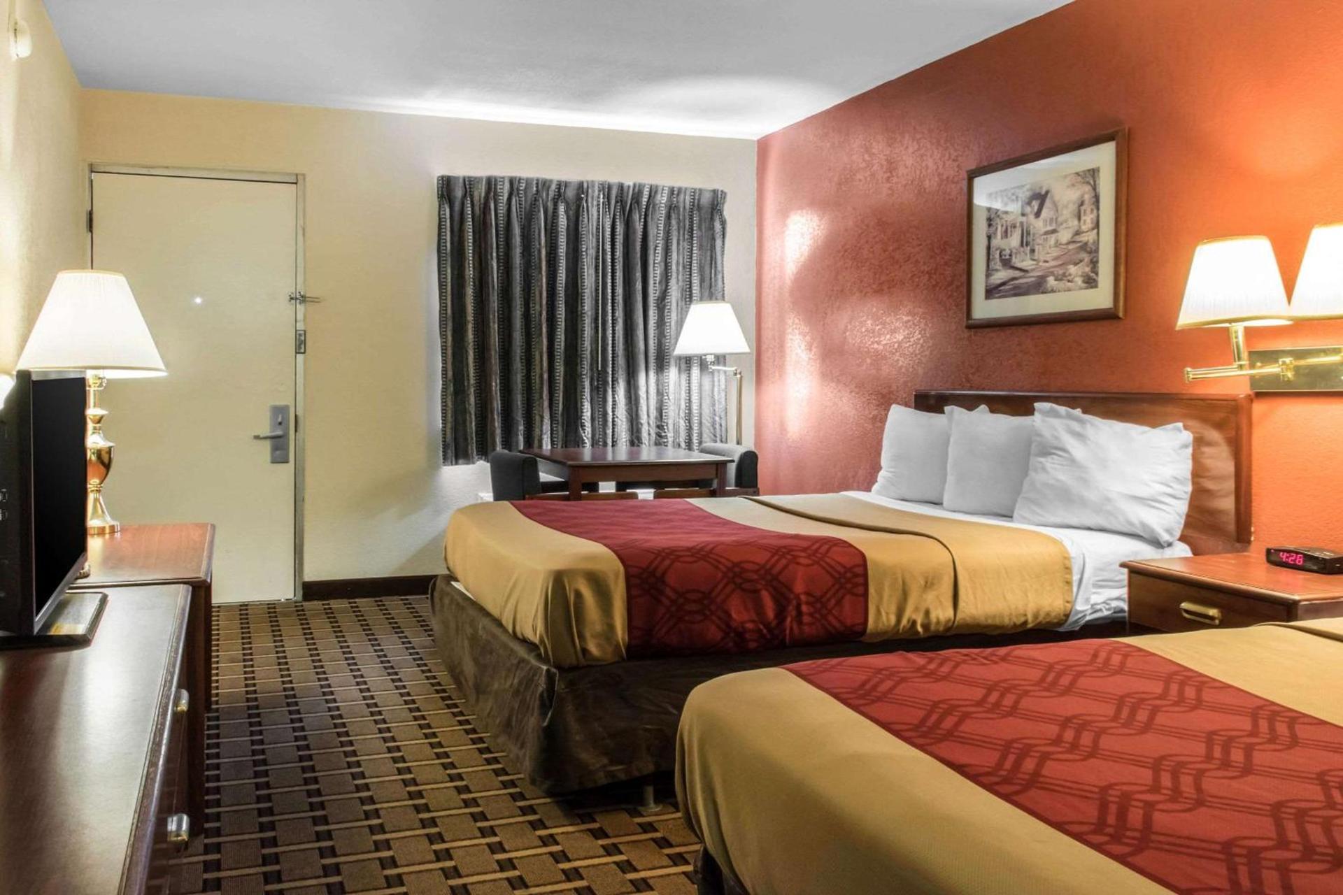 Econo Lodge Carlisle photo 15