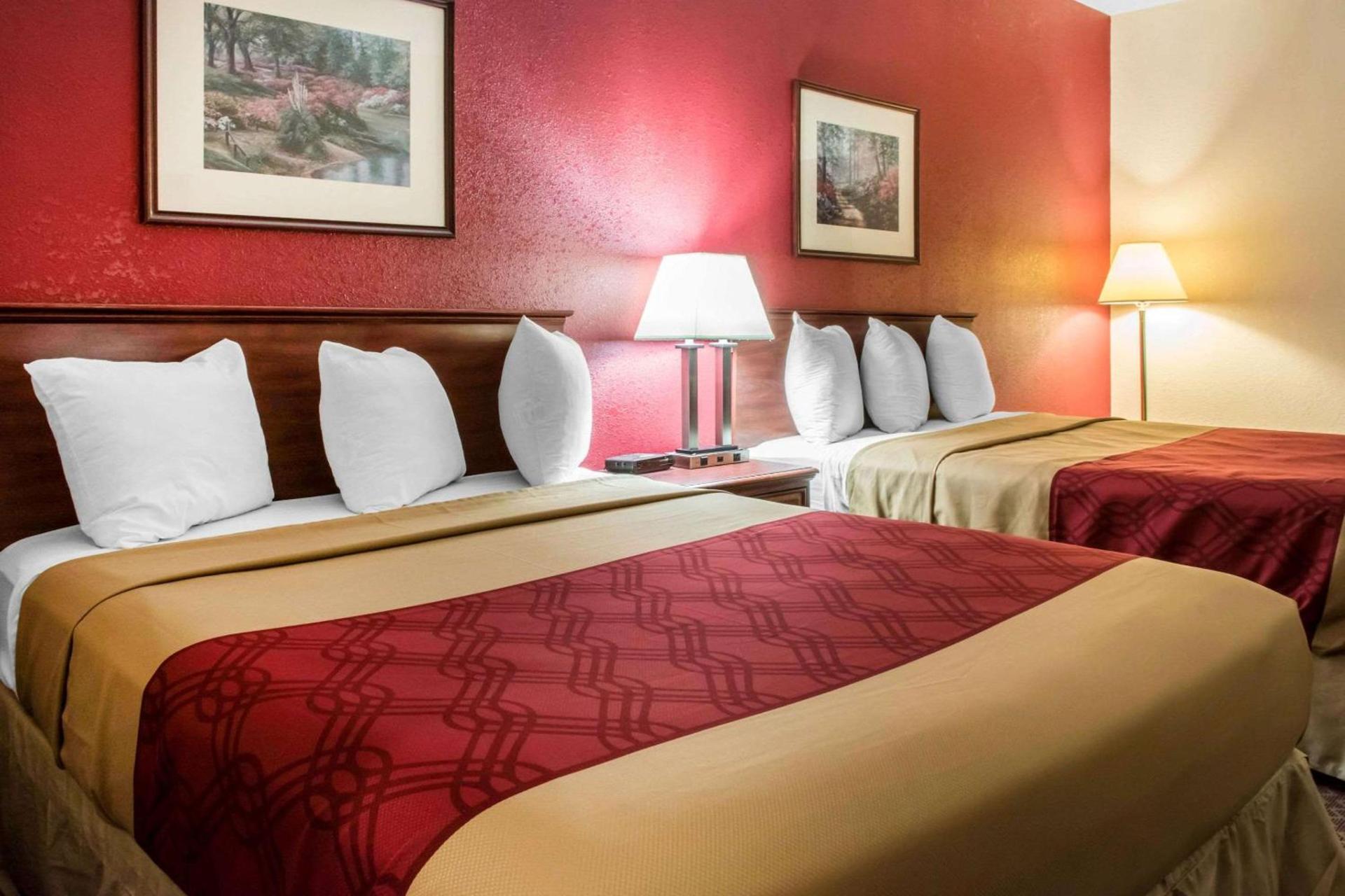 Econo Lodge Carlisle photo 21