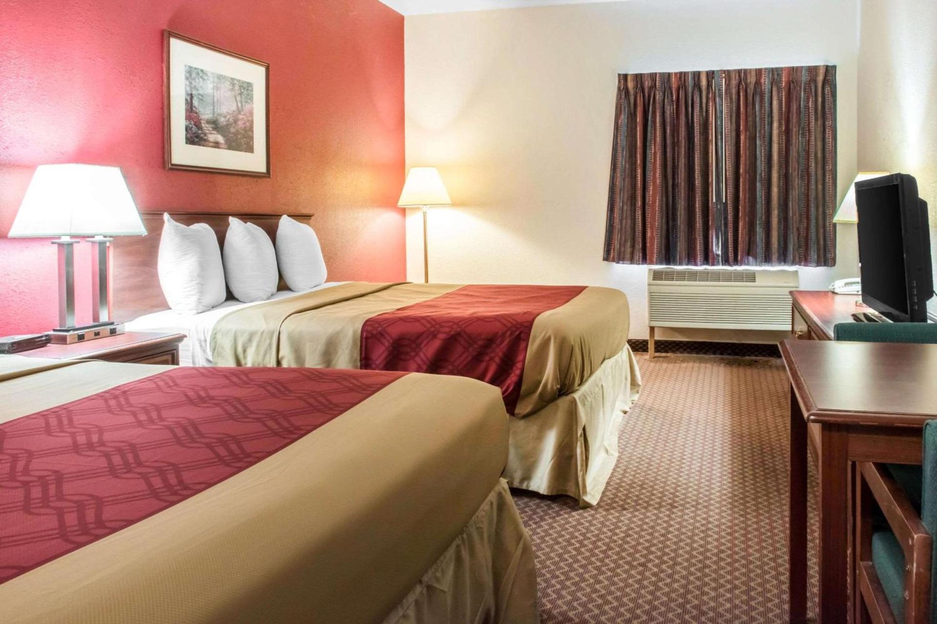 Econo Lodge Carlisle photo 22