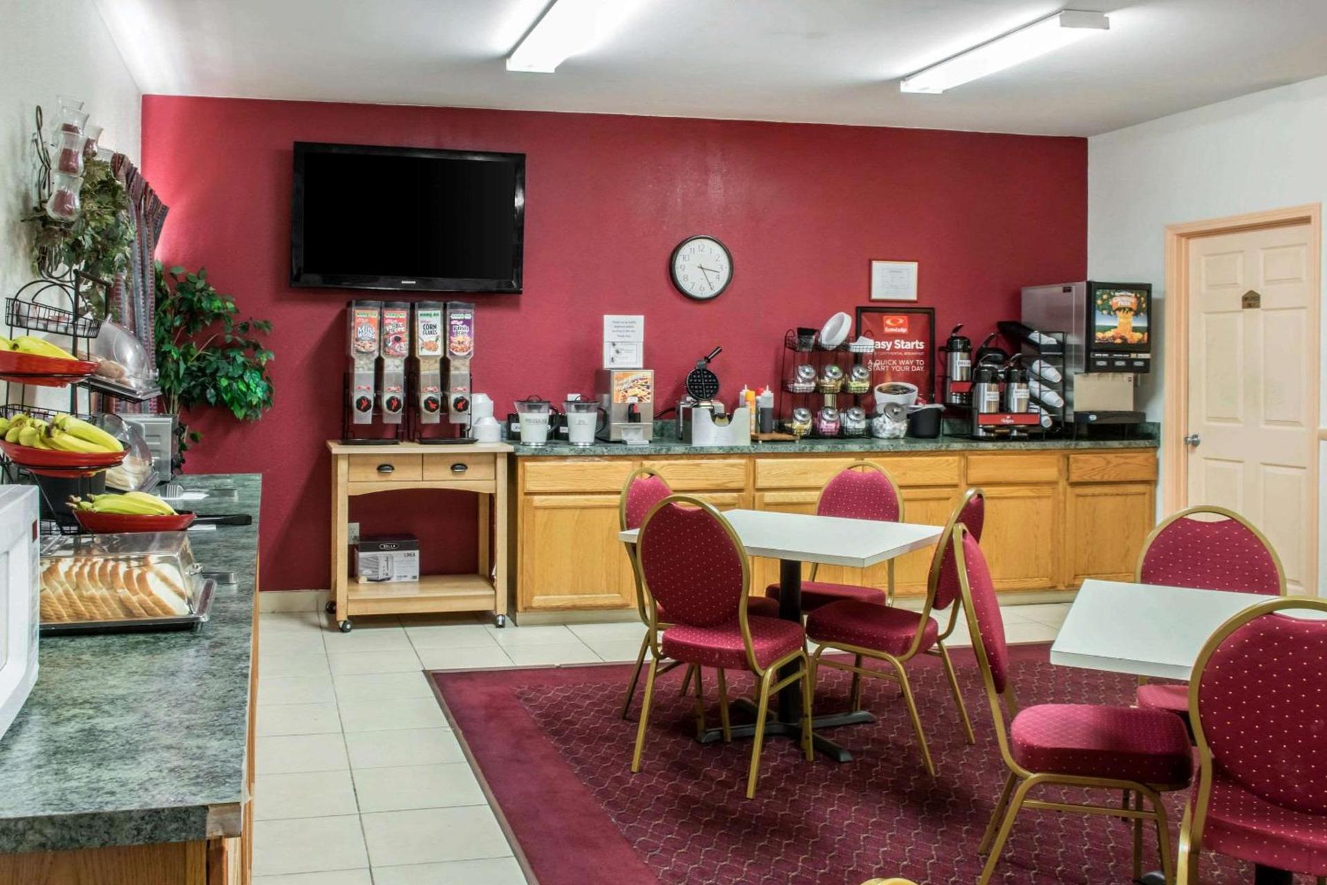Econo Lodge Carlisle photo 28
