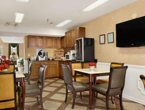 Baymont by Wyndham Waycross photo 6