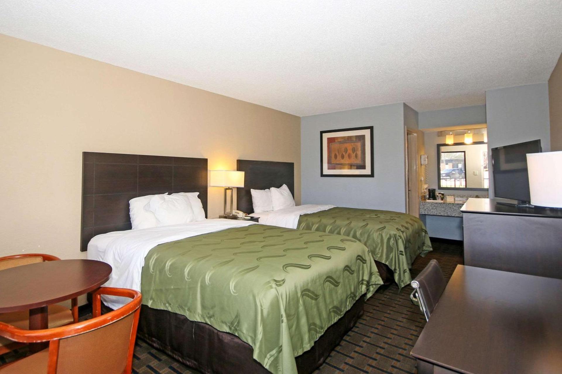 Quality Inn Clinton - Laurens I-26 photo 9