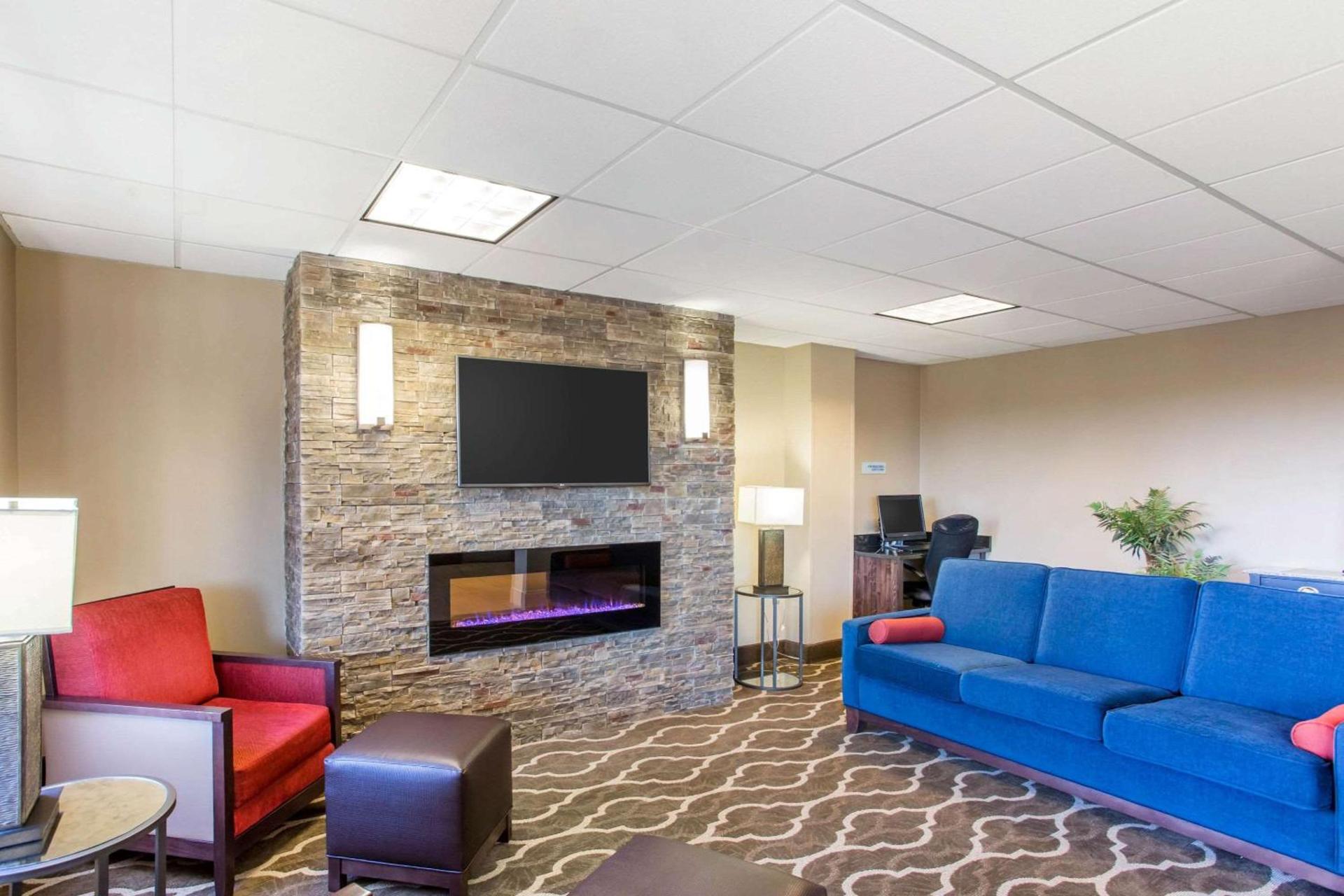 Comfort Inn Franklin Highway 96 photo 6