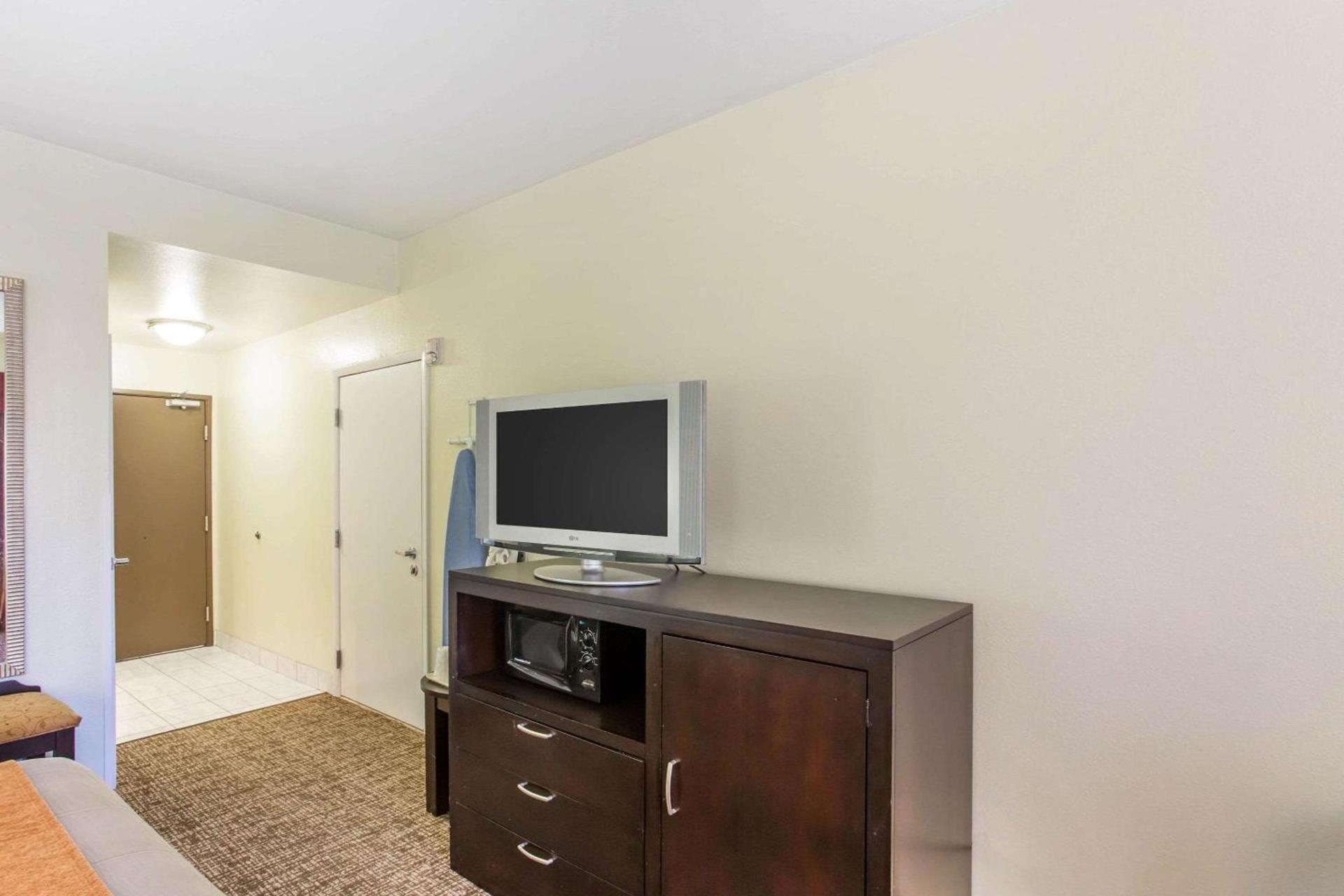 Comfort Inn Franklin Highway 96 photo 34