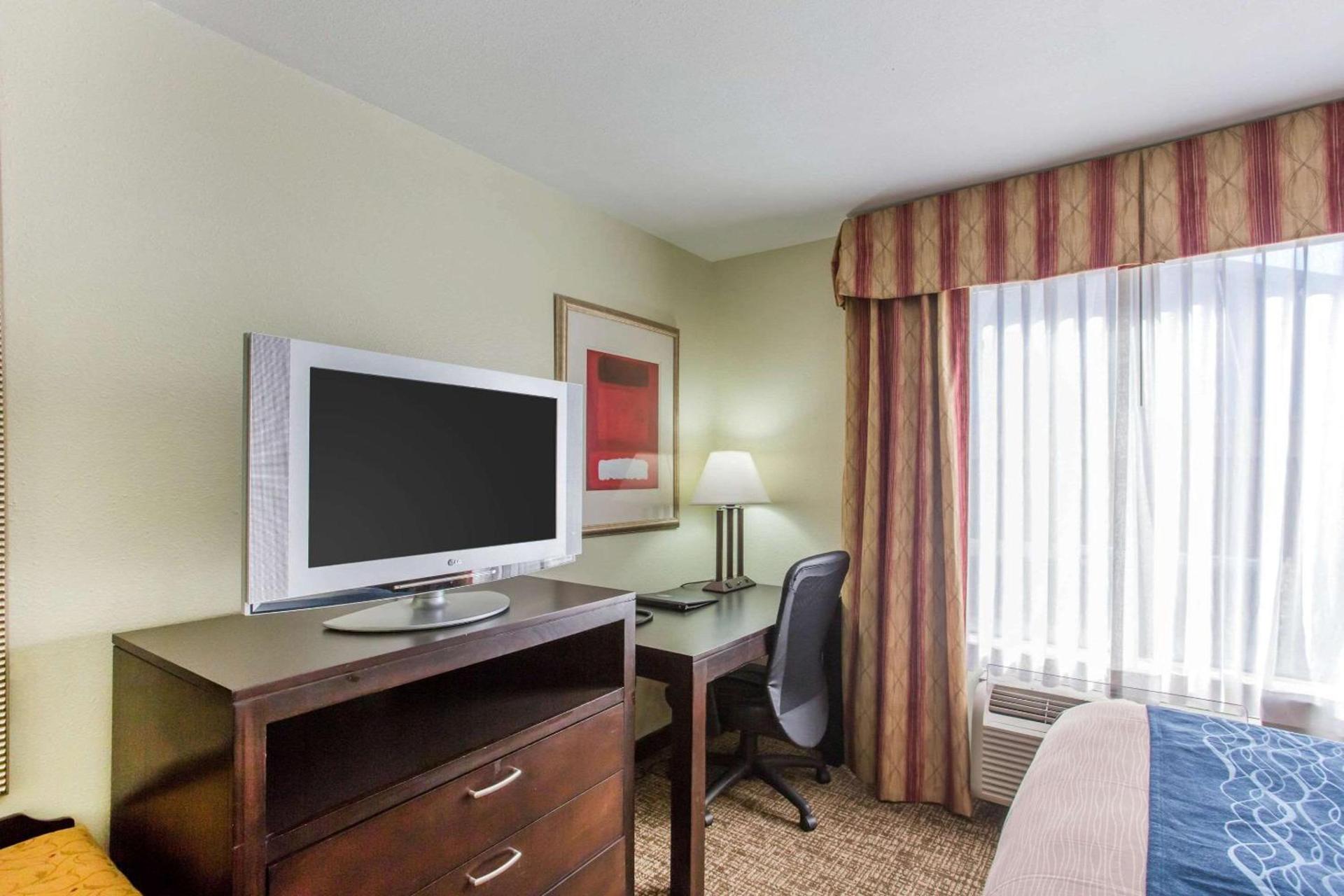 Comfort Inn Franklin Highway 96 photo 25