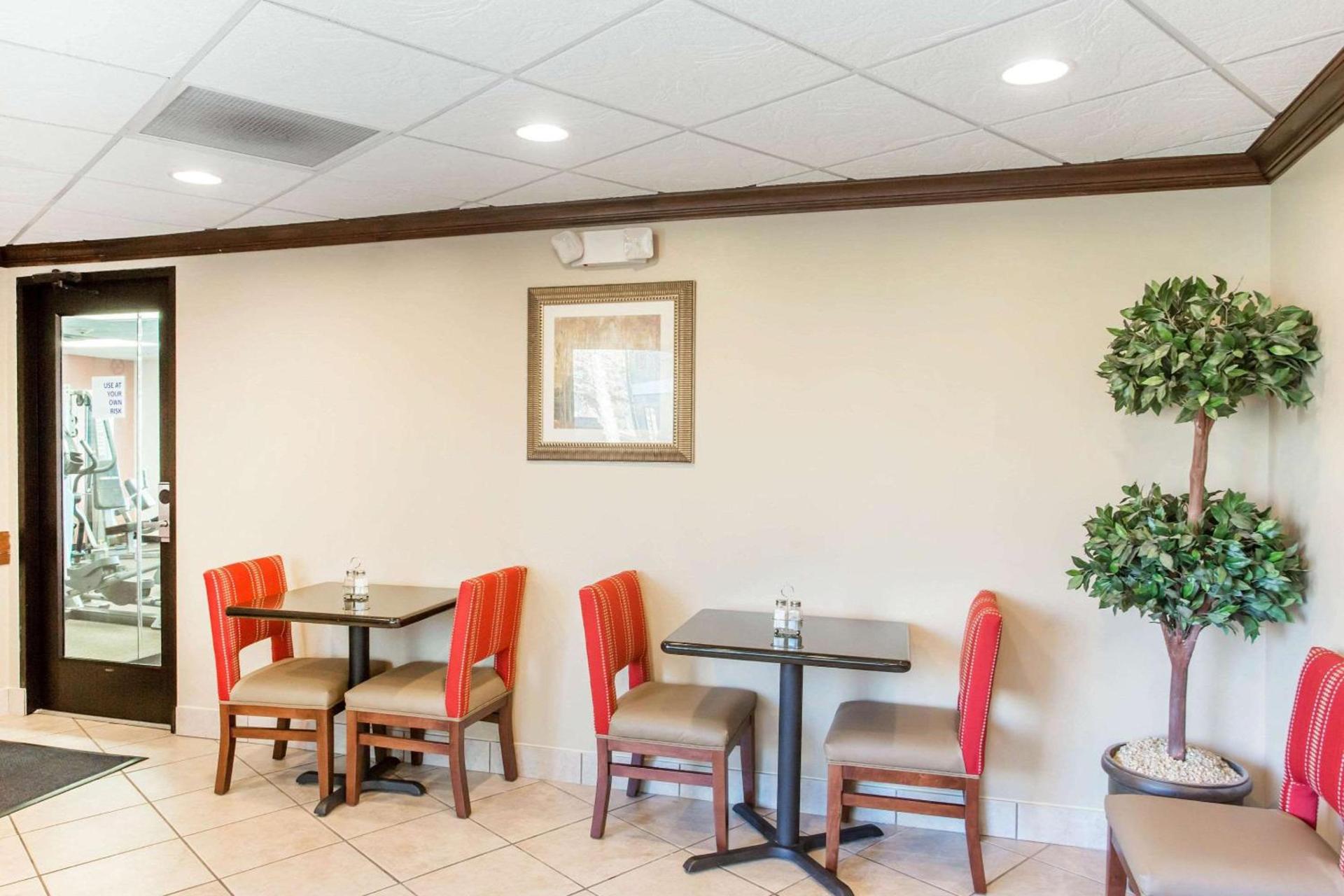 Comfort Inn Franklin Highway 96 photo 10