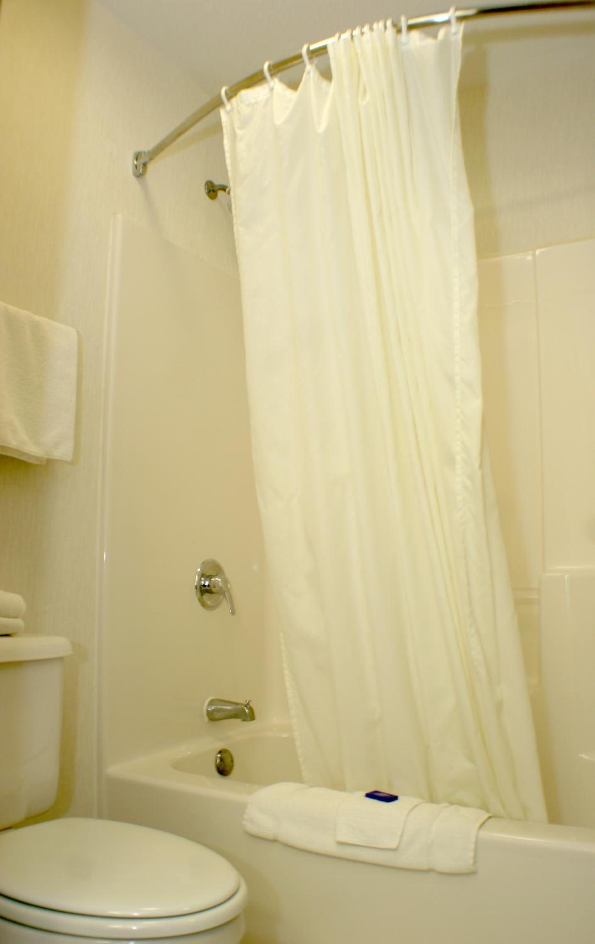 American Inn and Suites Ionia photo 4