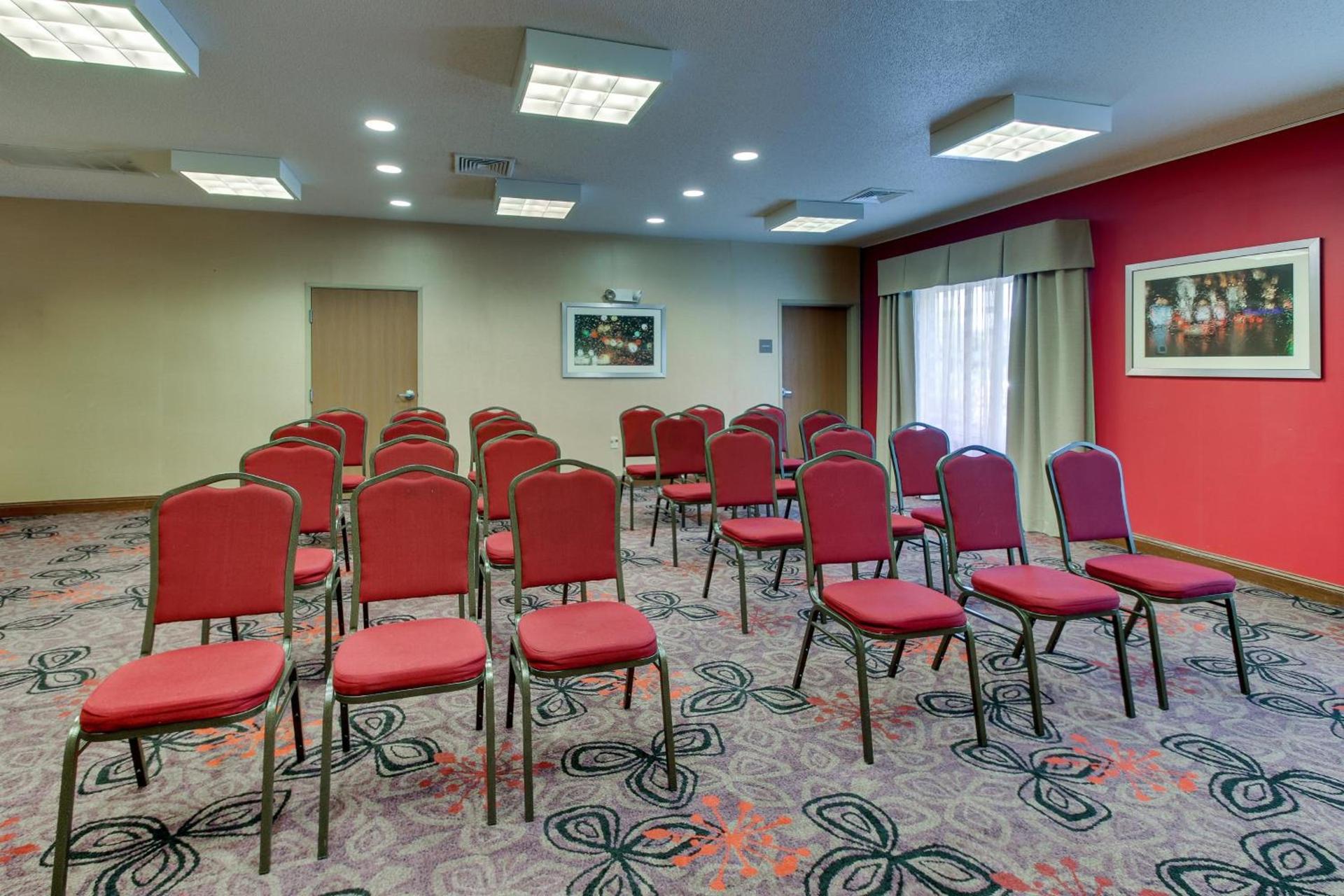 Holiday Inn Express Hotel & Suites Lancaster-Lititz by IHG photo 51