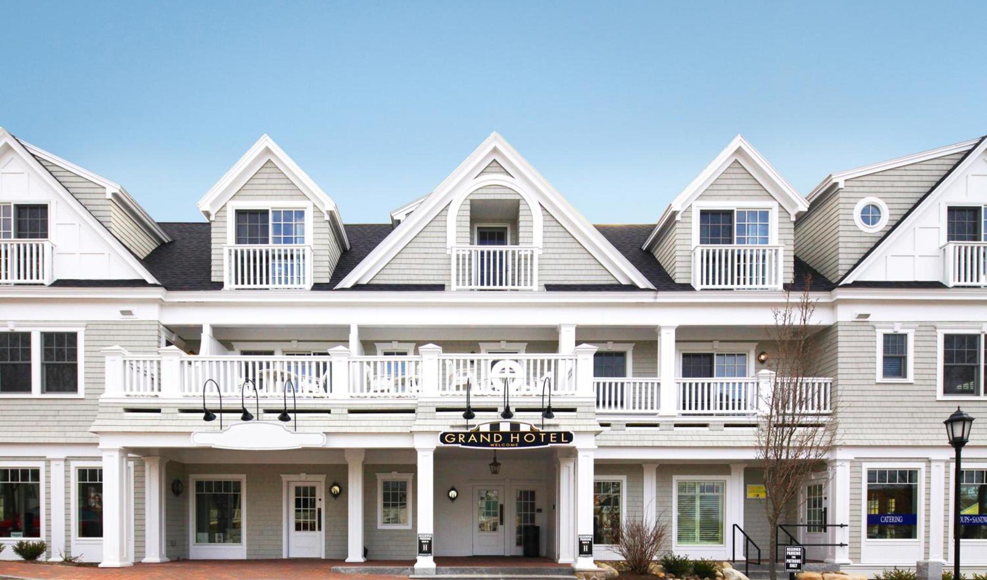 The Grand Hotel photo 17