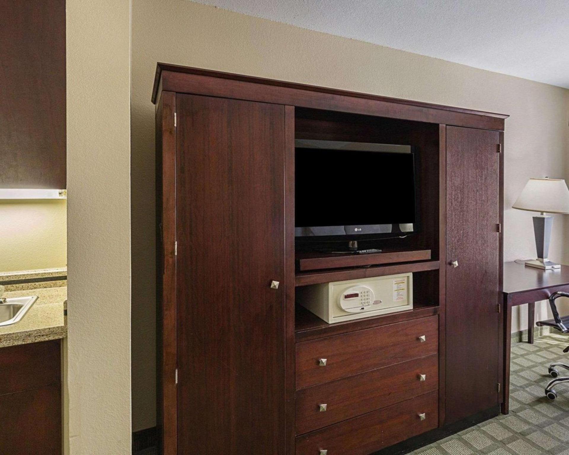 Comfort Inn Southwest Fwy at Westpark photo 24