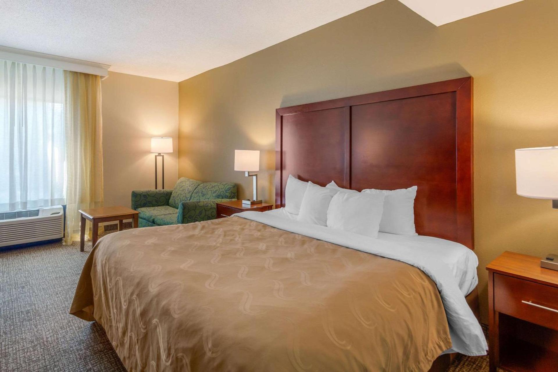 Quality Inn & Suites Olde Town photo 21