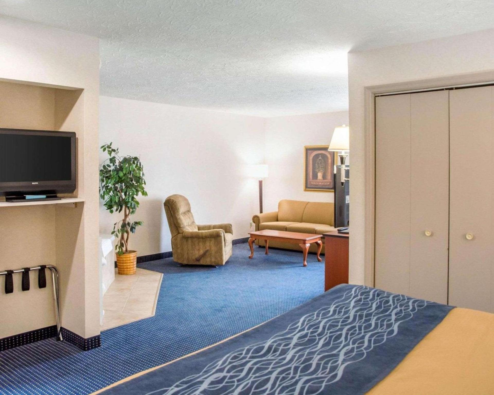Comfort Inn Piketon near Fairgrounds photo 30