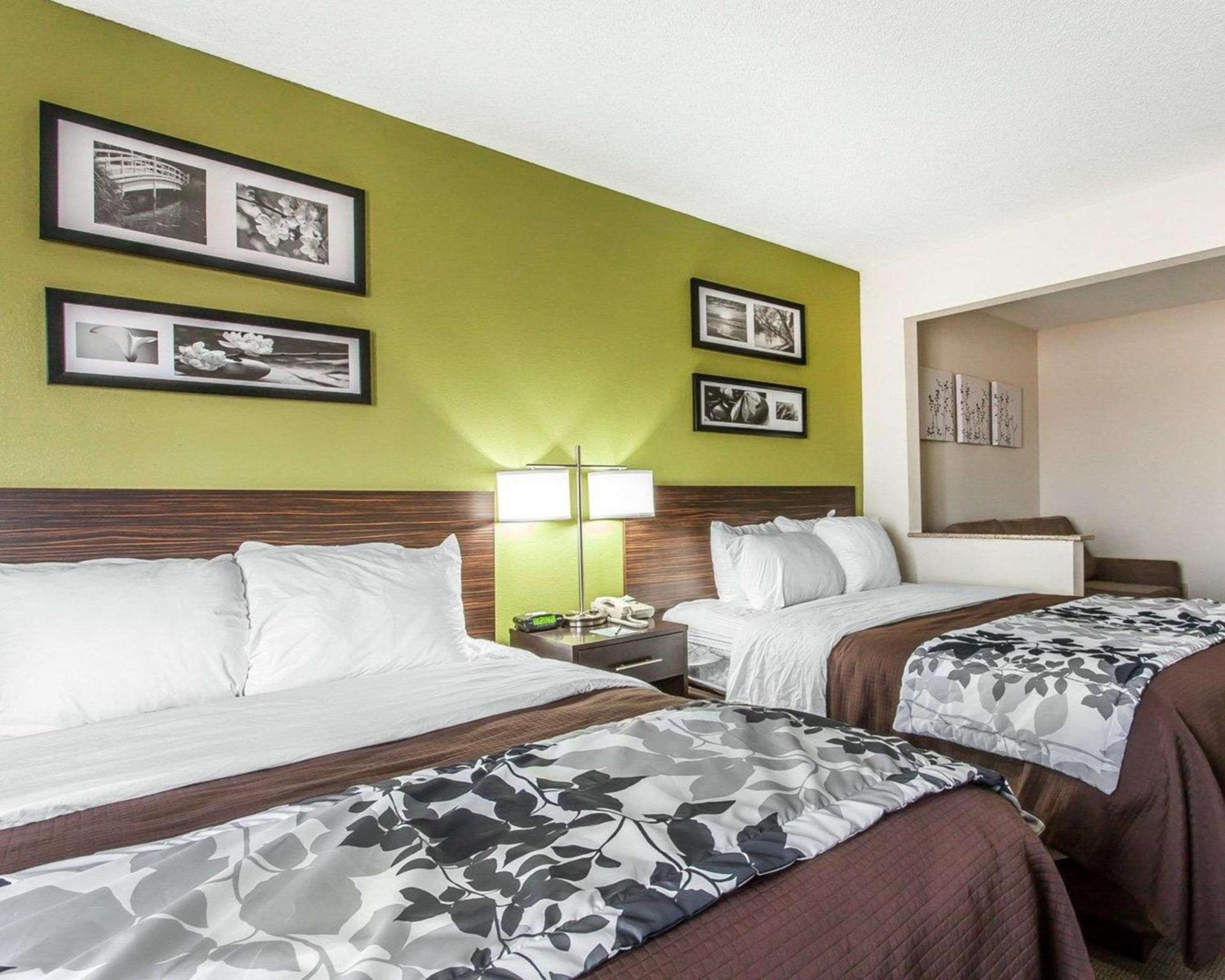 Sleep Inn & Suites Near I-90 and Ashtabula photo 16