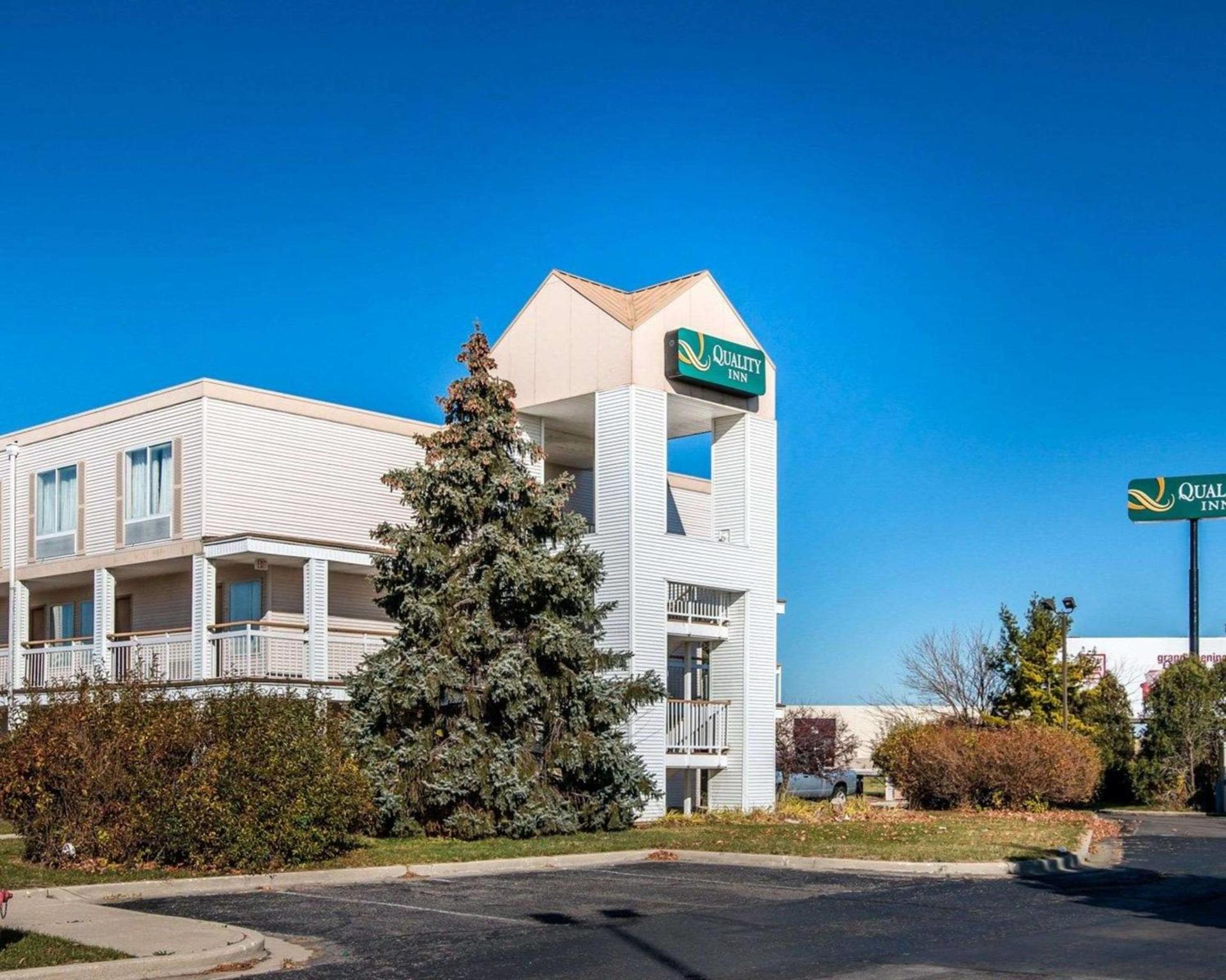 Quality Inn Holland - Toledo photo 3