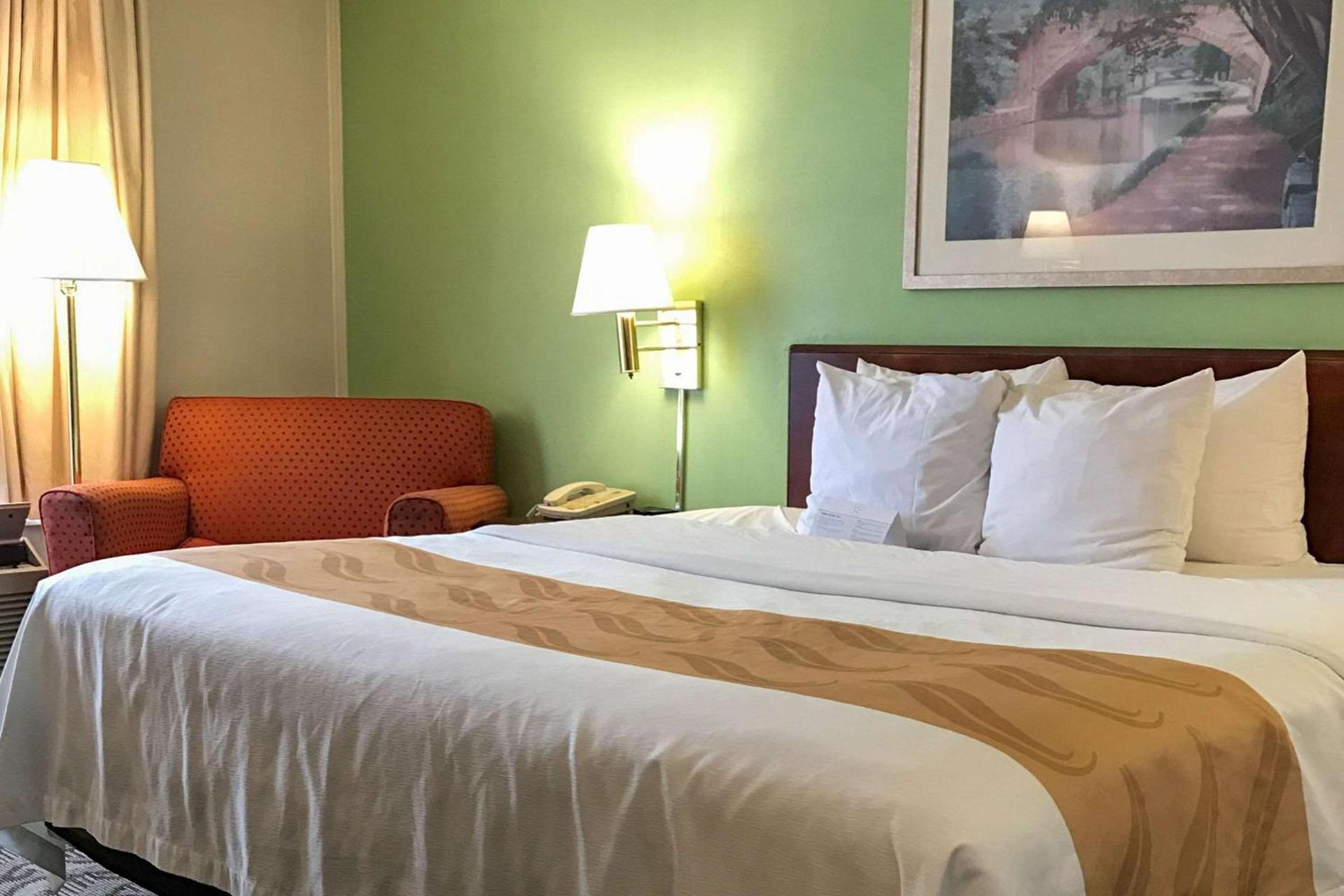 Quality Inn Holland - Toledo photo 11