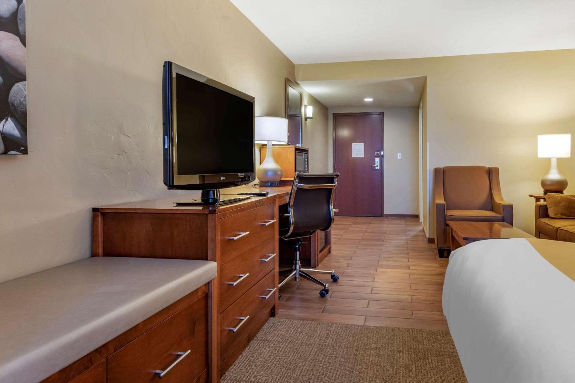 Quality Inn Dover photo 15