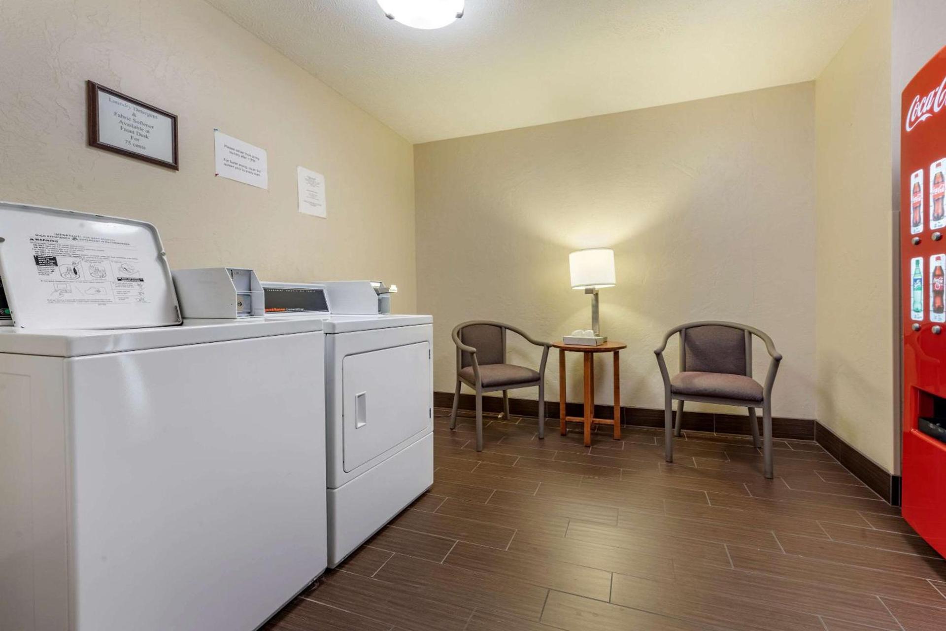 Quality Inn Dover photo 28